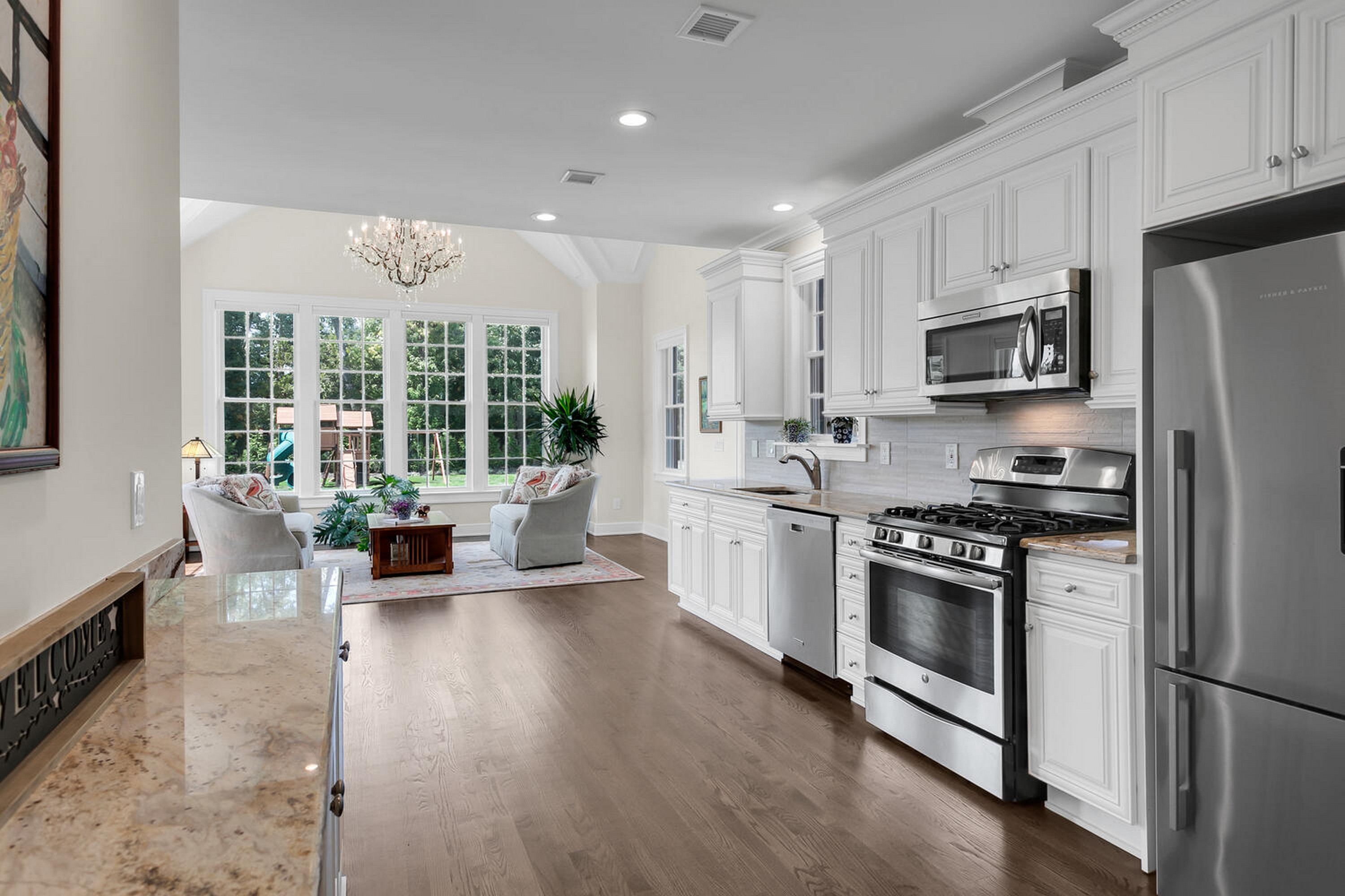  3 Bretwood Dr N - 物件實景