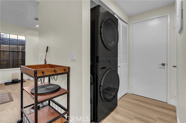 Placentia, California, 92870, United States, 2 Bedrooms Bedrooms, ,3 BathroomsBathrooms,Residential,For Sale,1997793