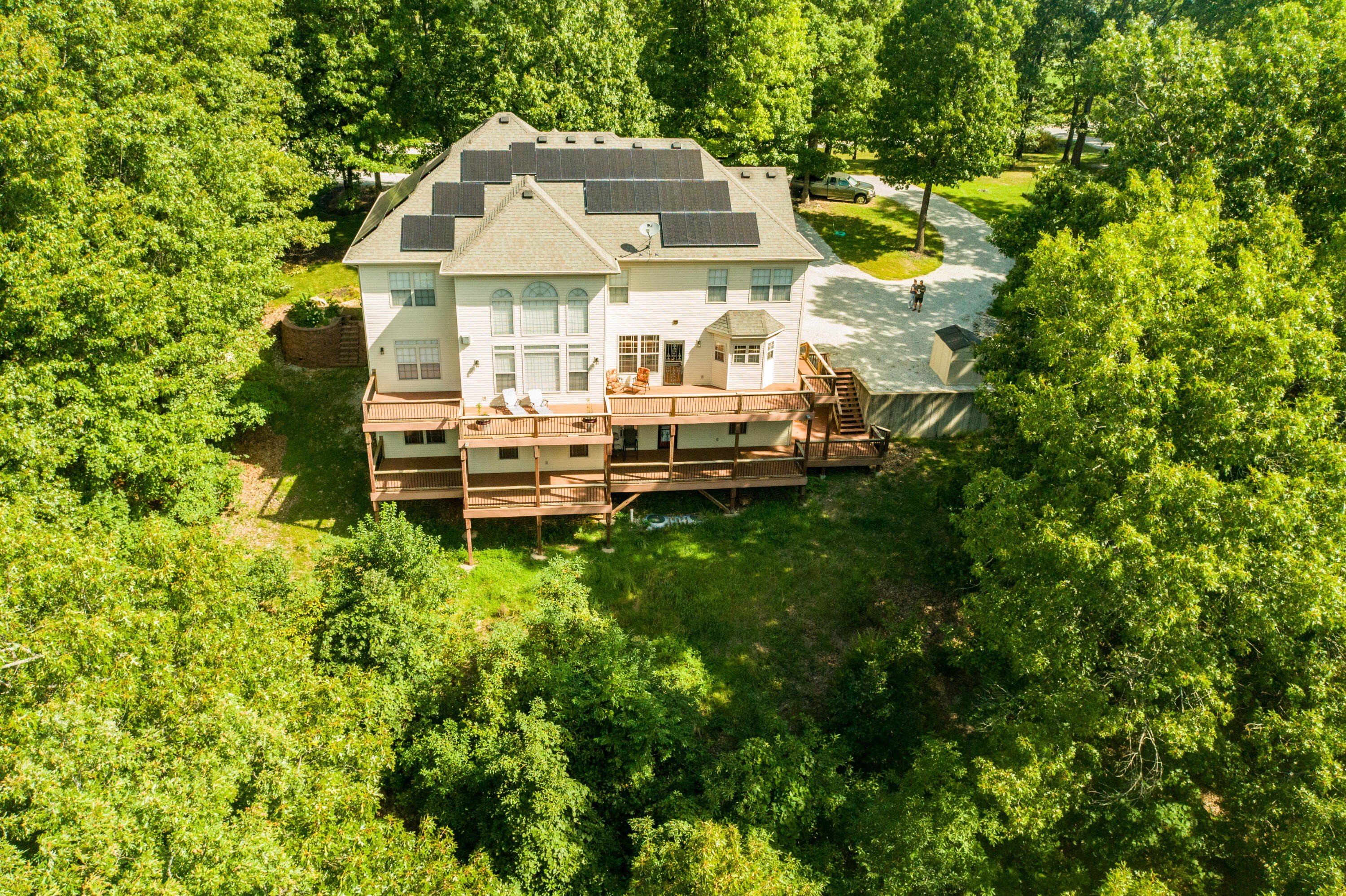 Walnut Shade, Missouri, 65771, United States, 6 Bedrooms Bedrooms, ,5 BathroomsBathrooms,Residential,For Sale,1975828