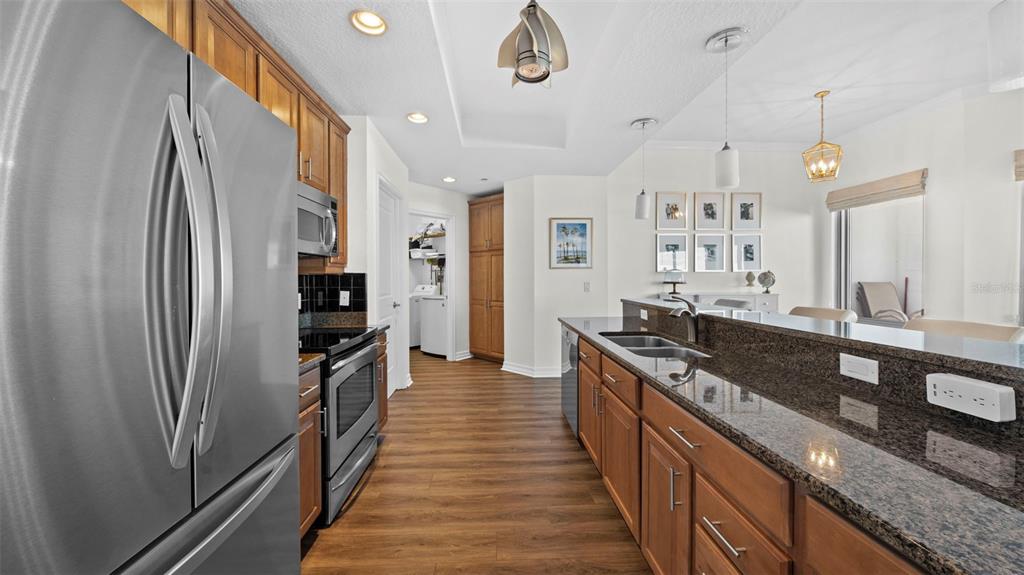 Tampa, Florida, 33602, United States, 2 Bedrooms Bedrooms, ,2 BathroomsBathrooms,Residential,For Sale,1976290