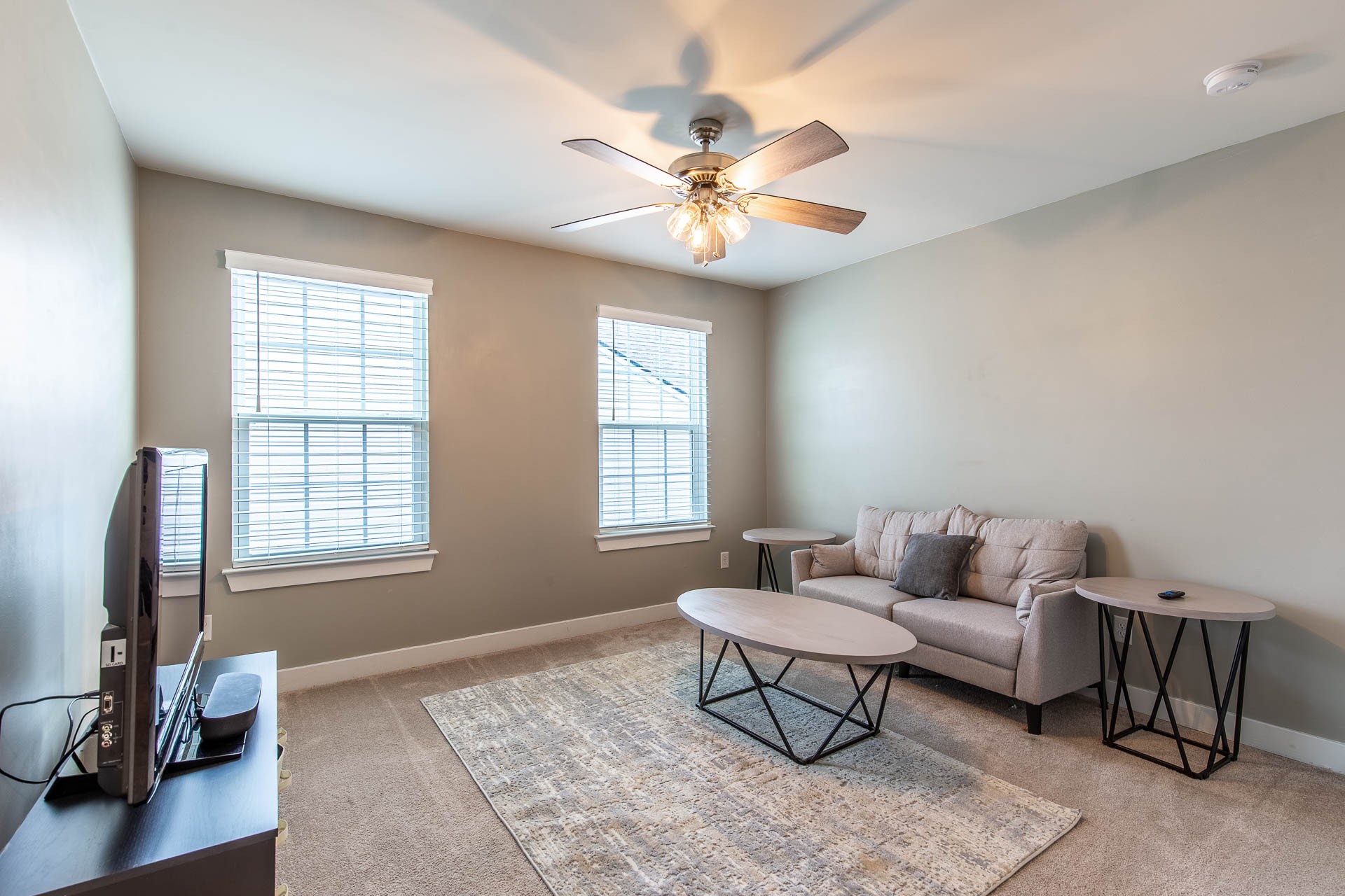 Smyrna, Tennessee, 37167, United States, 5 Bedrooms Bedrooms, ,4 BathroomsBathrooms,Residential,For Sale,1848670