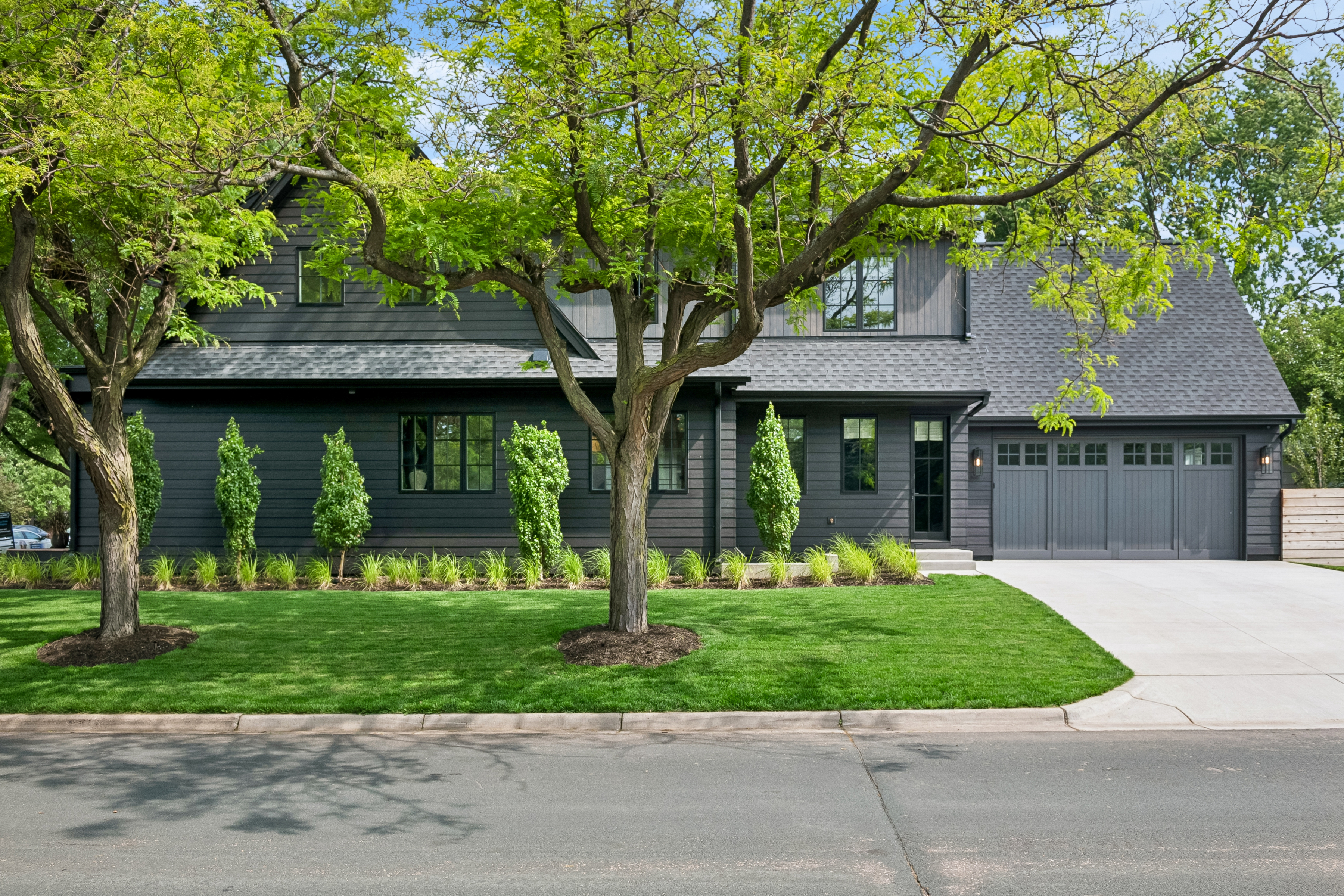  Timeless Luxury Meets Modern Design in Edina - 物件實景