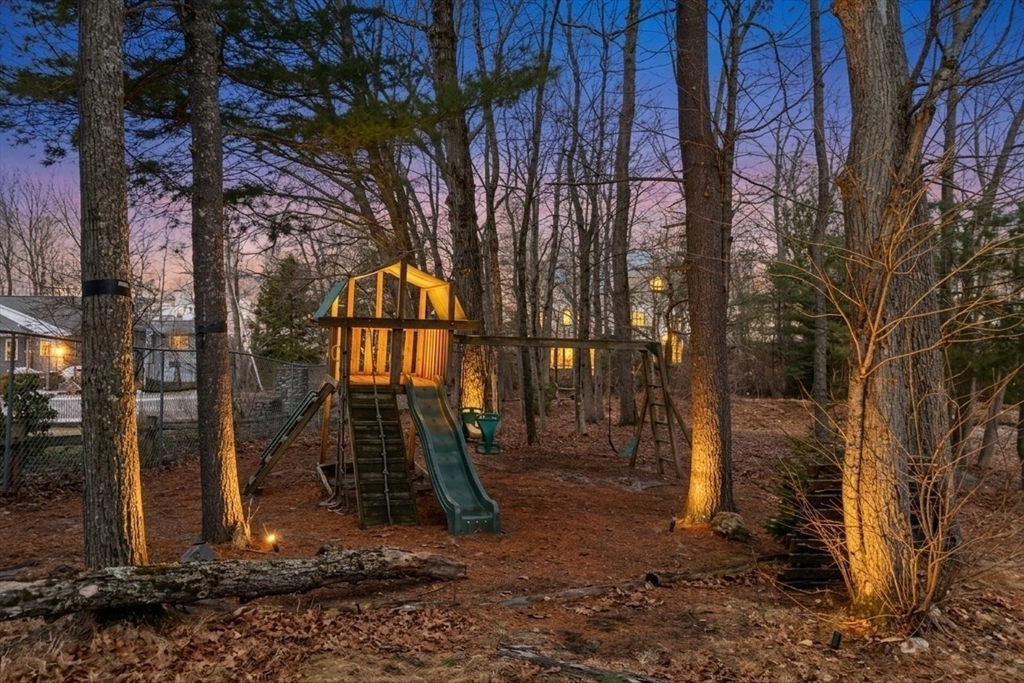 Ayer, Massachusetts, 01432, United States, 4 Bedrooms Bedrooms, ,3 BathroomsBathrooms,Residential,For Sale,2030231