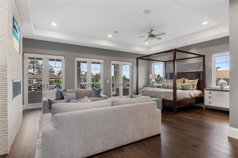 Lighthouse Point, Florida, 33064, United States, 7 Bedrooms Bedrooms, ,9 BathroomsBathrooms,Residential,For Sale,1949453
