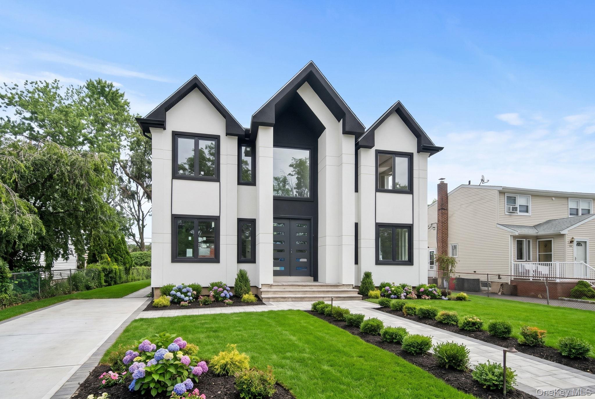  748 Carman Avenue, Westbury, NY, 11590 - 物件實景