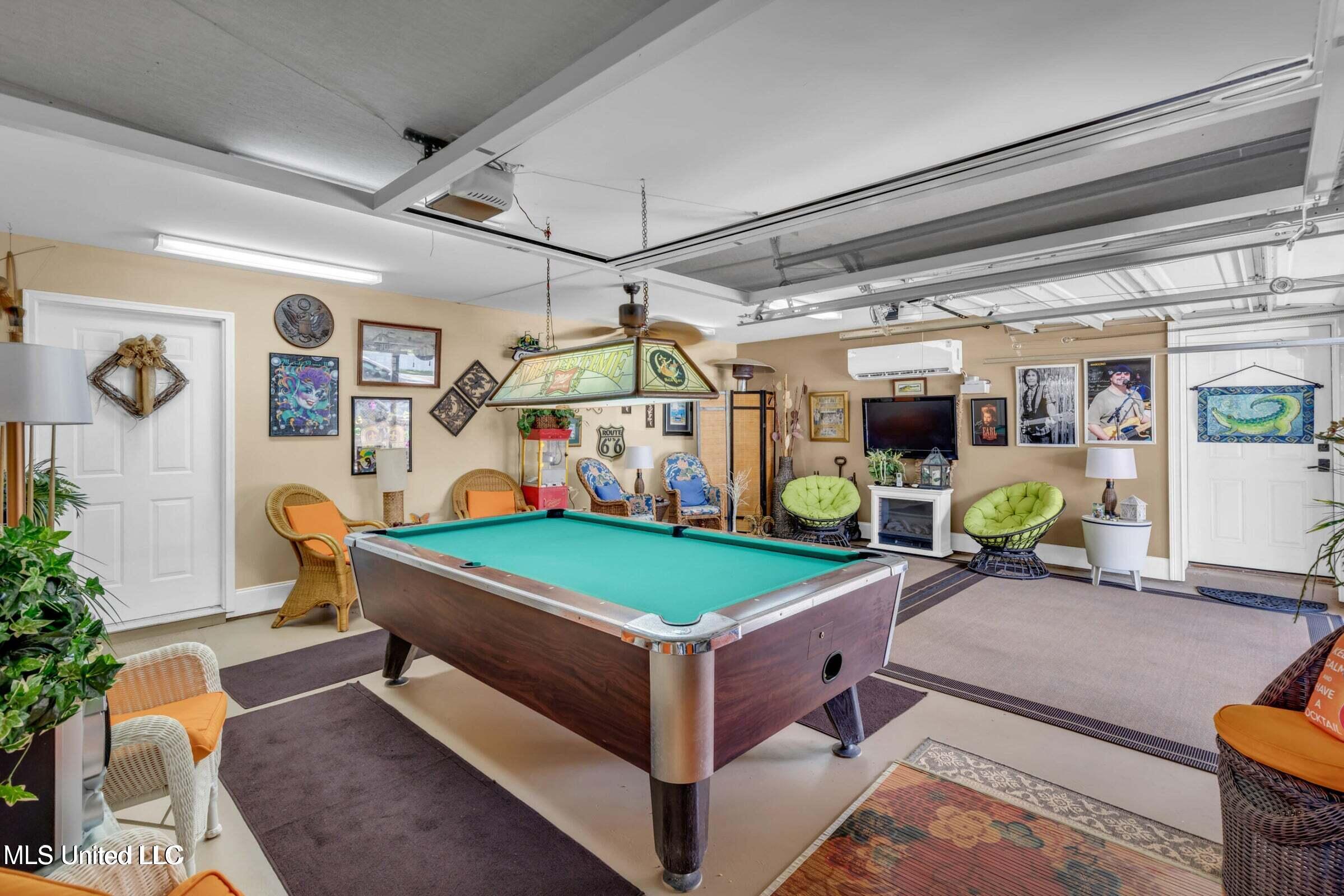 Biloxi, Mississippi, 39530, United States, 3 Bedrooms Bedrooms, ,3 BathroomsBathrooms,Residential,For Sale,1991800