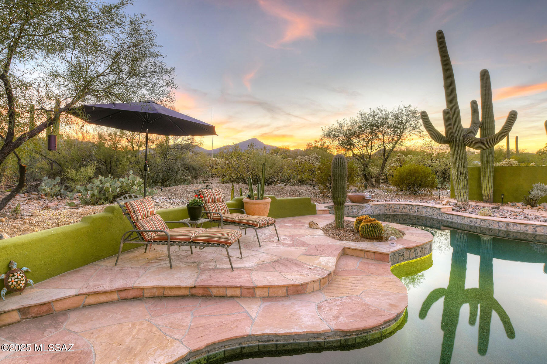 Tucson, Arizona, 85745, United States, 3 Bedrooms Bedrooms, ,3 BathroomsBathrooms,Residential,For Sale,1989628