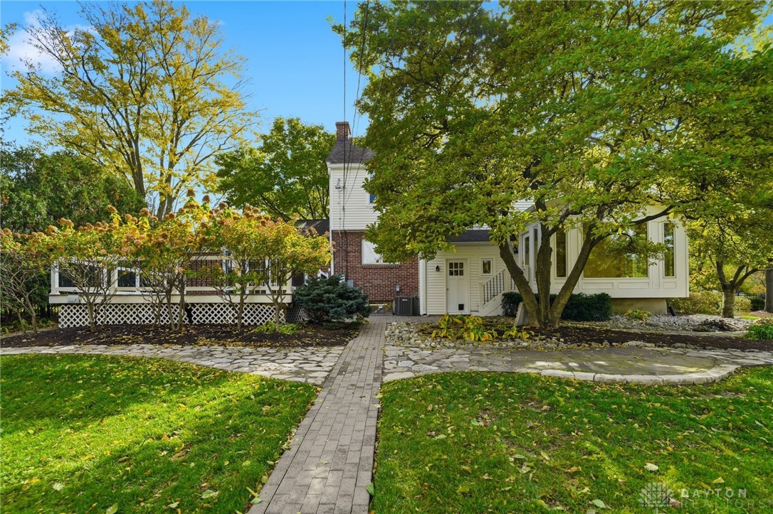 Oakwood, Ohio, 45409, United States, 4 Bedrooms Bedrooms, ,3 BathroomsBathrooms,Residential,For Sale,1987886