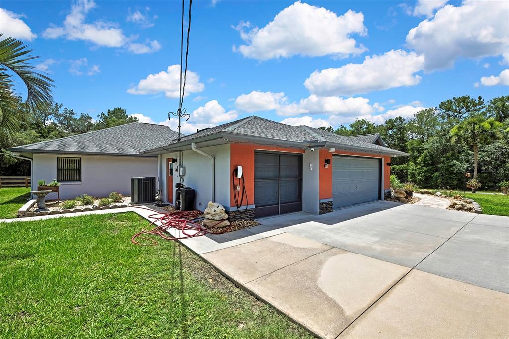 Dunnellon, Florida, 34434, United States, 3 Bedrooms Bedrooms, ,2 BathroomsBathrooms,Residential,For Sale,1921059