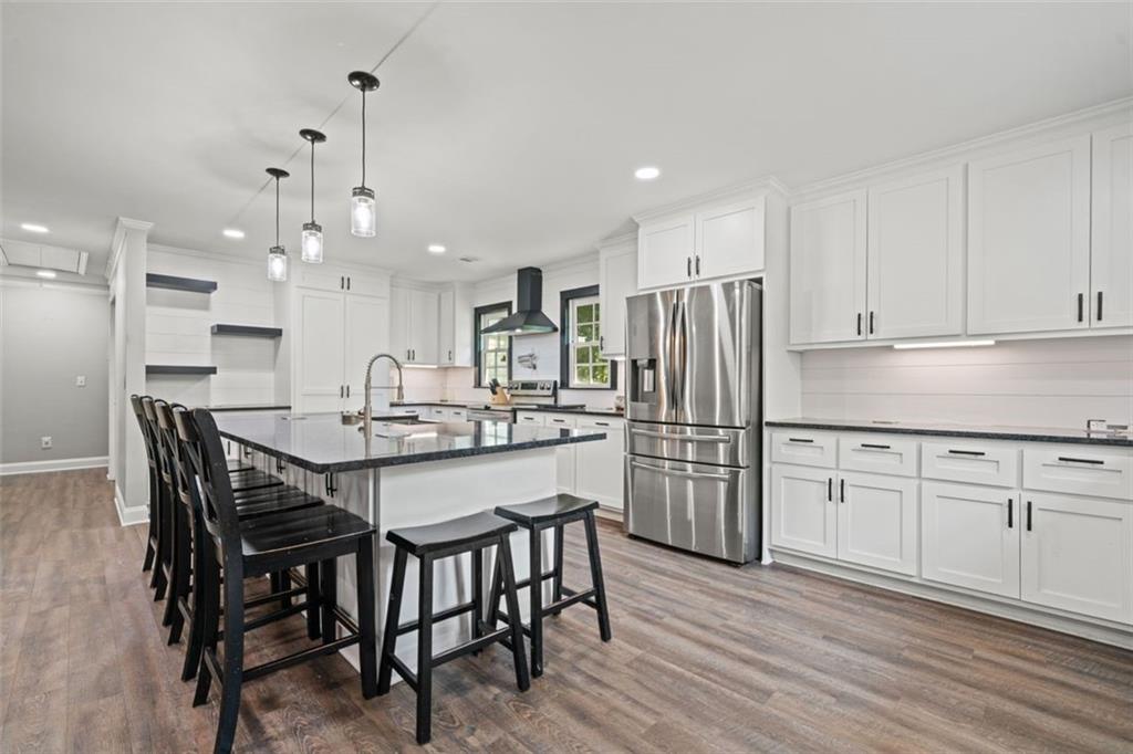Cumming, Georgia, 30040, United States, 5 Bedrooms Bedrooms, ,2 BathroomsBathrooms,Residential,For Sale,1891506