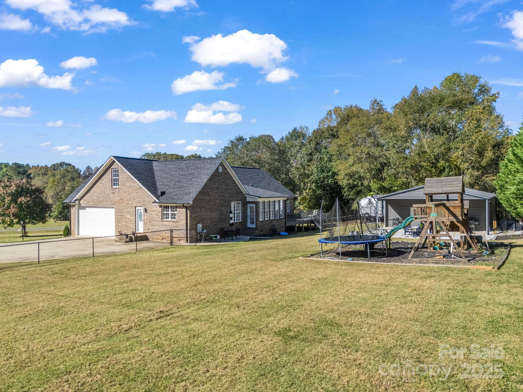 Shelby, North Carolina, 28152, United States, 3 Bedrooms Bedrooms, ,2 BathroomsBathrooms,Residential,For Sale,1969523