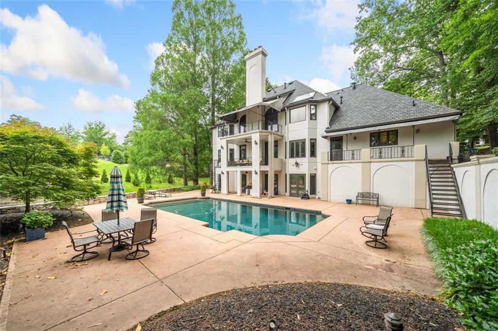 Marietta, Georgia, 30067, United States, 5 Bedrooms Bedrooms, ,5 BathroomsBathrooms,Residential,For Sale,1827290