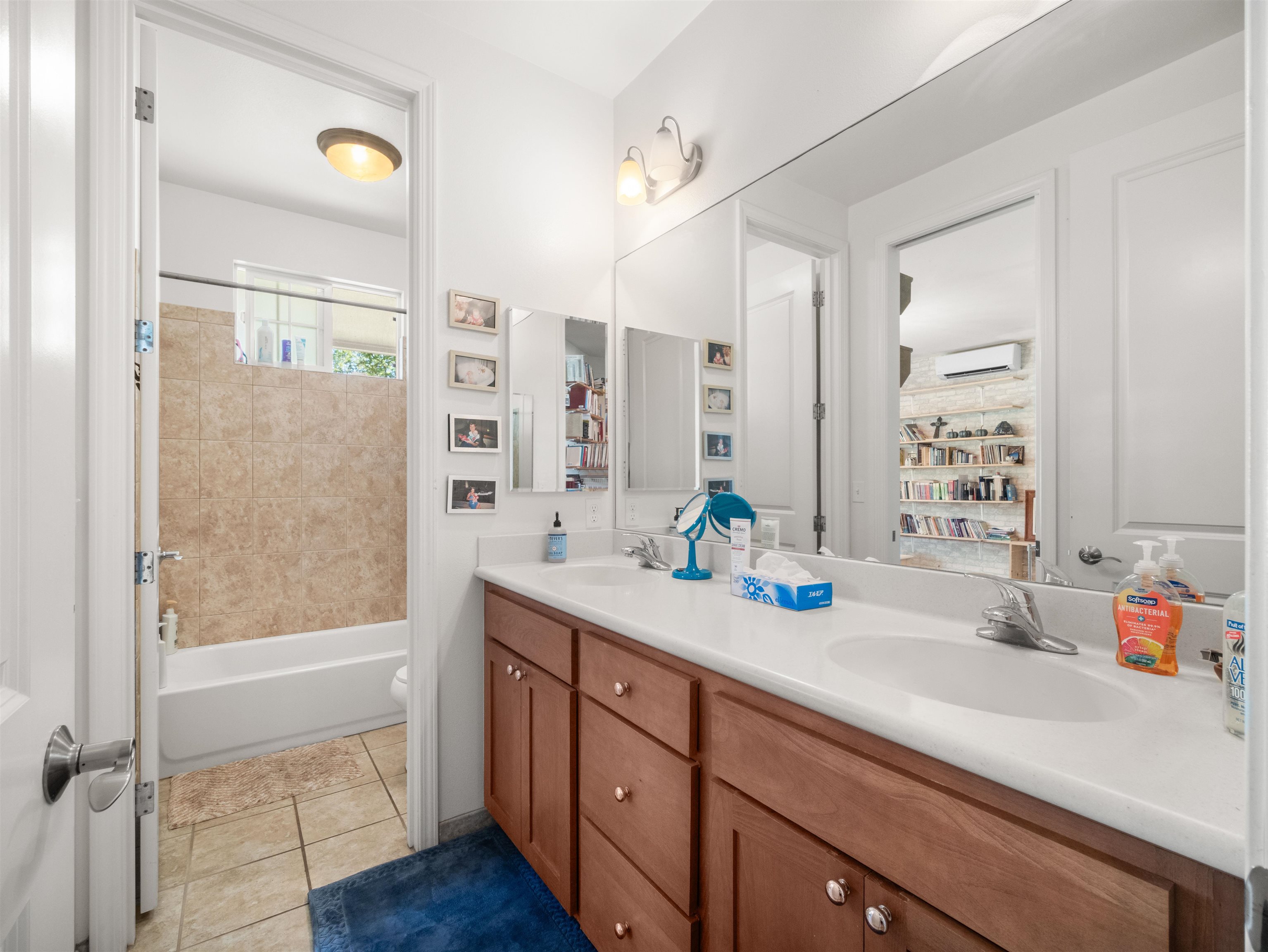 Kahului, Hawaii, 96732, United States, 5 Bedrooms Bedrooms, ,4 BathroomsBathrooms,Residential,For Sale,1999655