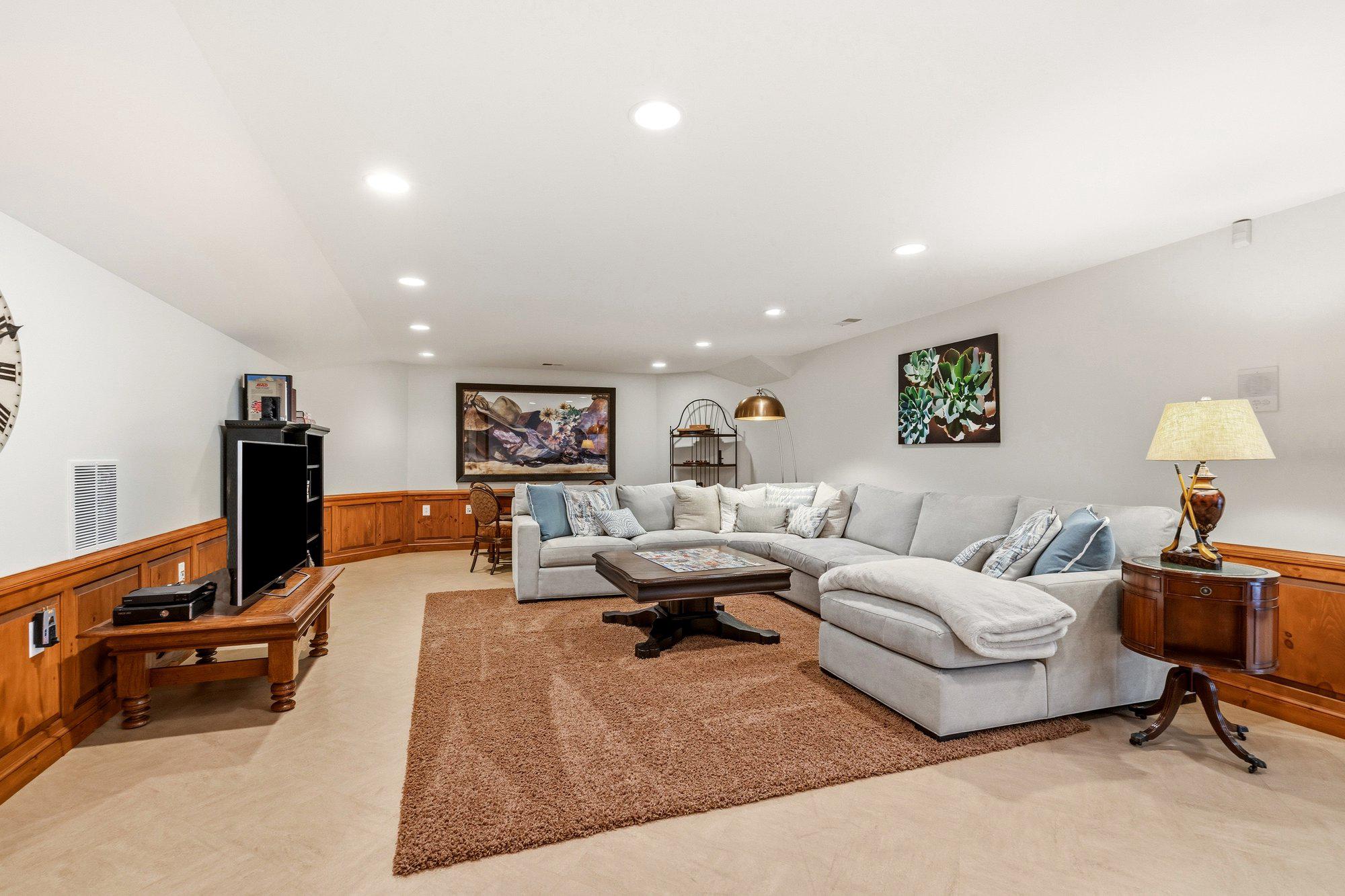  6704 Honesty Drive, Bethesda, MD, 20817 - 物件實景