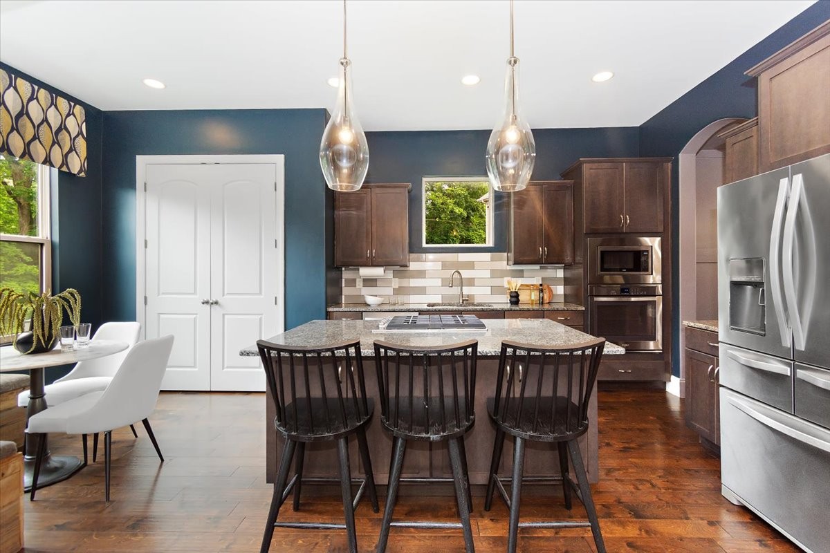 Nashville, Tennessee, 37209, United States, 4 Bedrooms Bedrooms, ,4 BathroomsBathrooms,Residential,For Sale,1827878