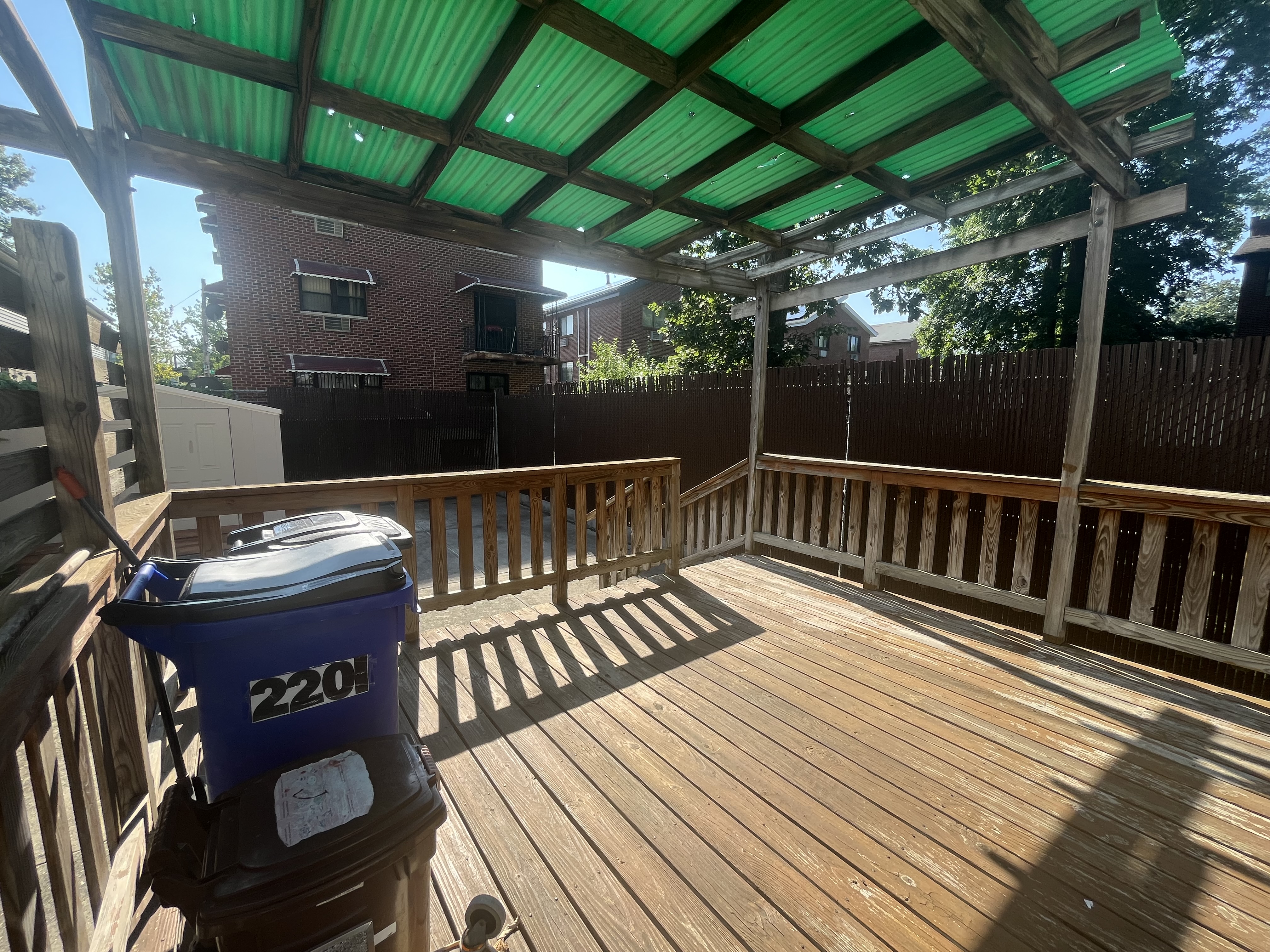 Bronx, New York, 10475, United States, 3 Bedrooms Bedrooms, ,2 BathroomsBathrooms,Residential,For Sale,1974345