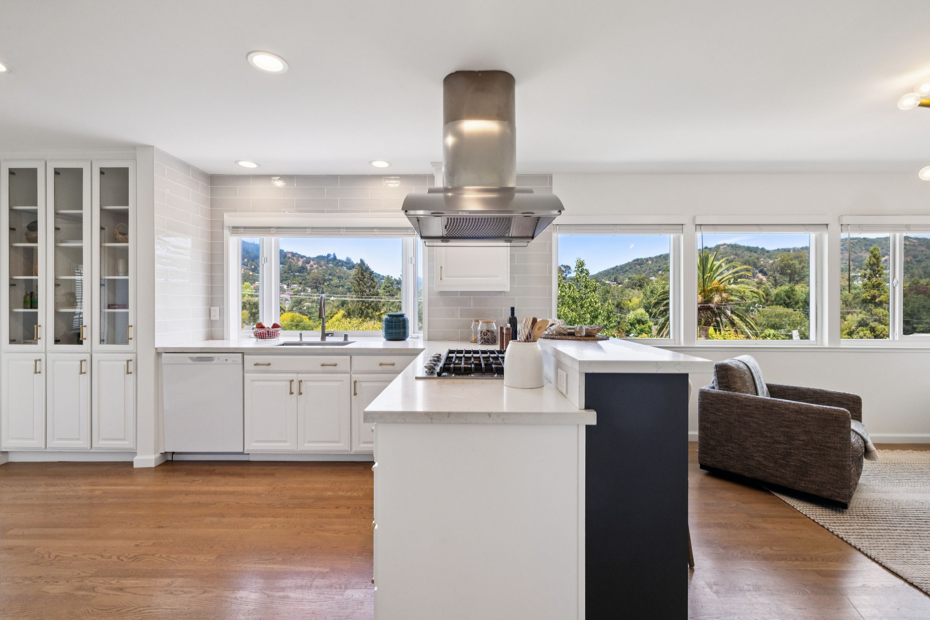  Thoughtfully Designed Living - Coveted Dominican Neighborhood - 物件實景