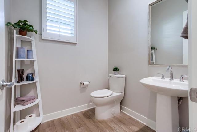 San Marcos, California, 92069, United States, 4 Bedrooms Bedrooms, ,5 BathroomsBathrooms,Residential,For Sale,1987036