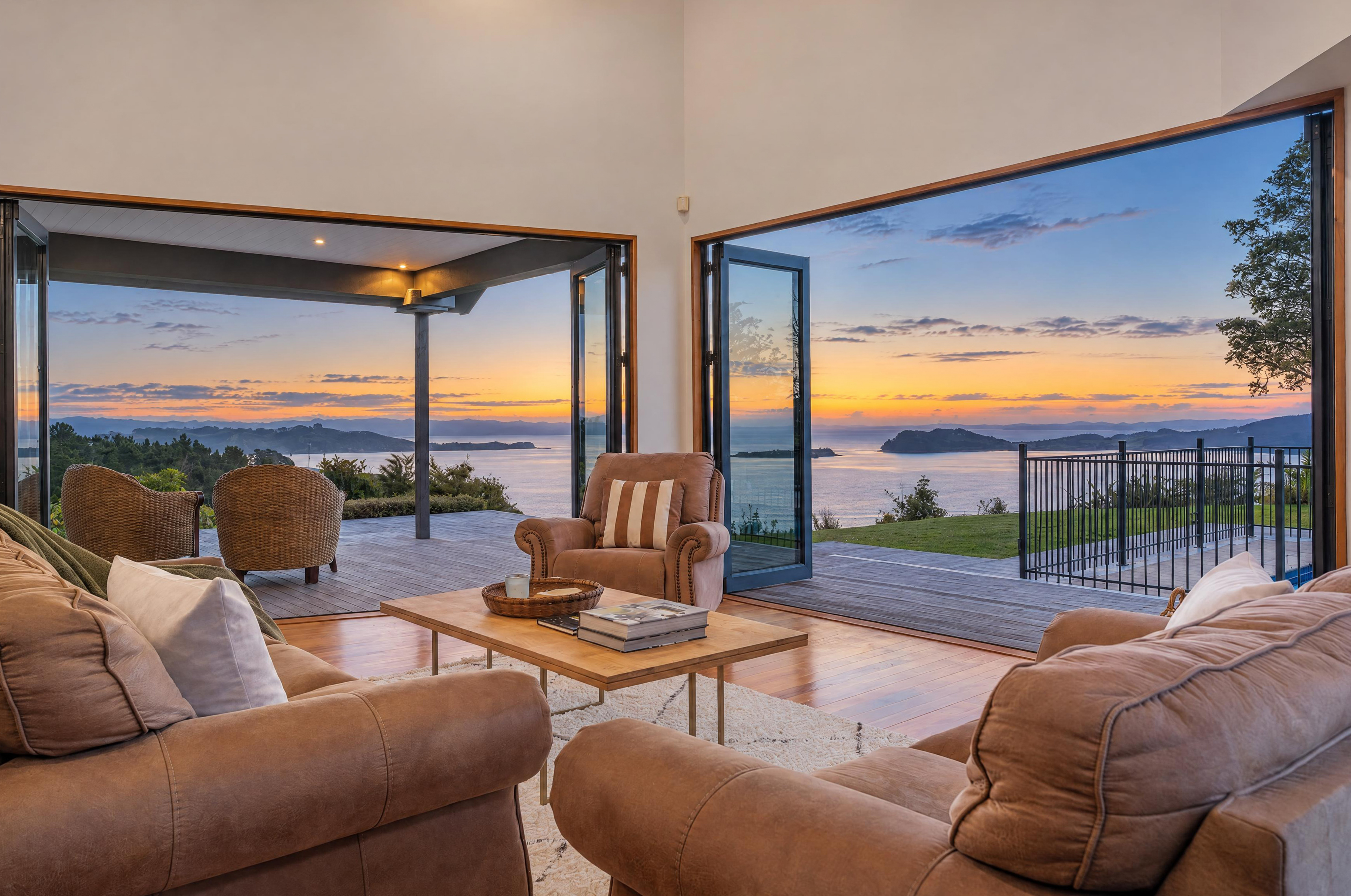  15a Te Papa Road, Kawakawa Bay, Auckland - 物件實景