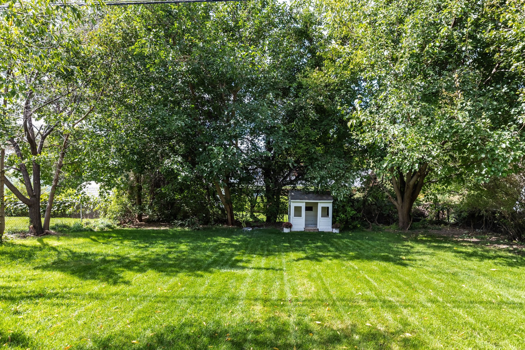  Timeless Charm in the Heart of East Millcreek - 物件實景