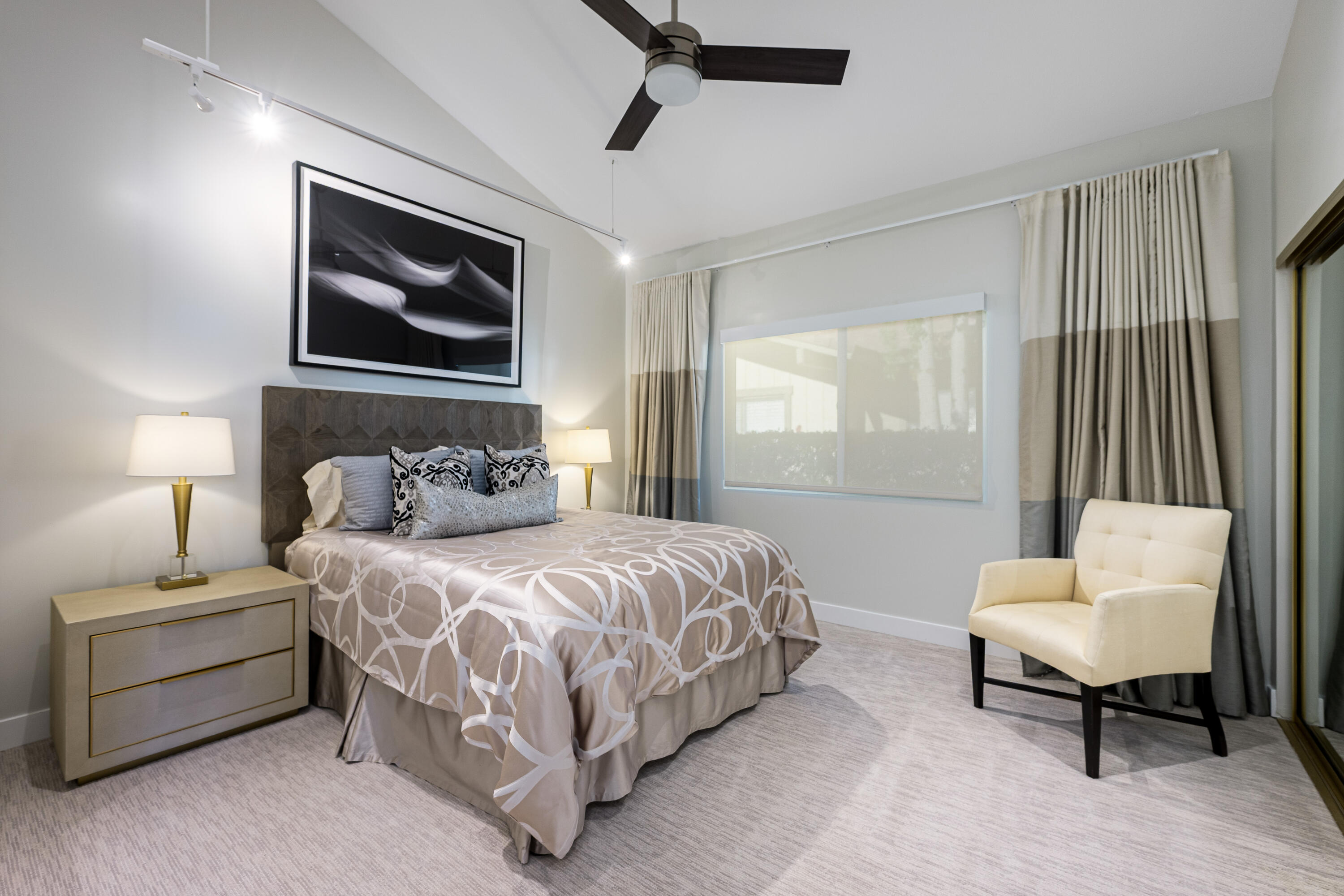 Palm Desert, California, 92211, United States, 2 Bedrooms Bedrooms, ,2 BathroomsBathrooms,Residential,For Sale,2003447