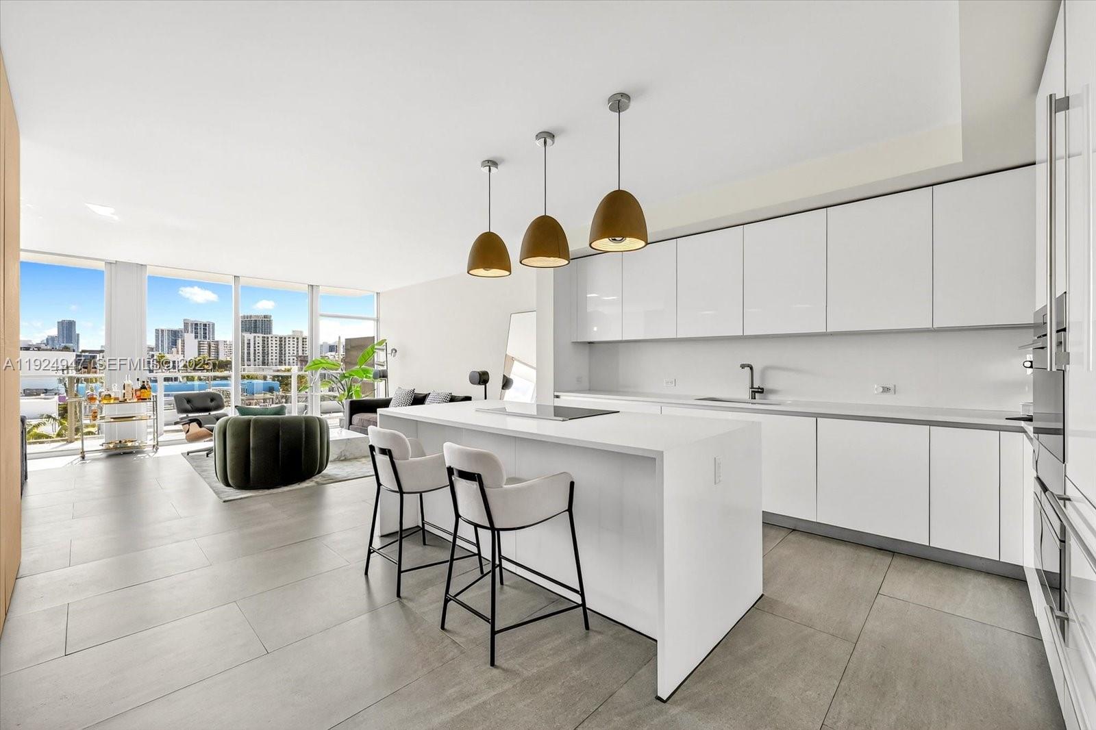 Miami Beach, Florida, 33139, United States, 3 Bedrooms Bedrooms, ,4 BathroomsBathrooms,Residential,For Sale,2003105