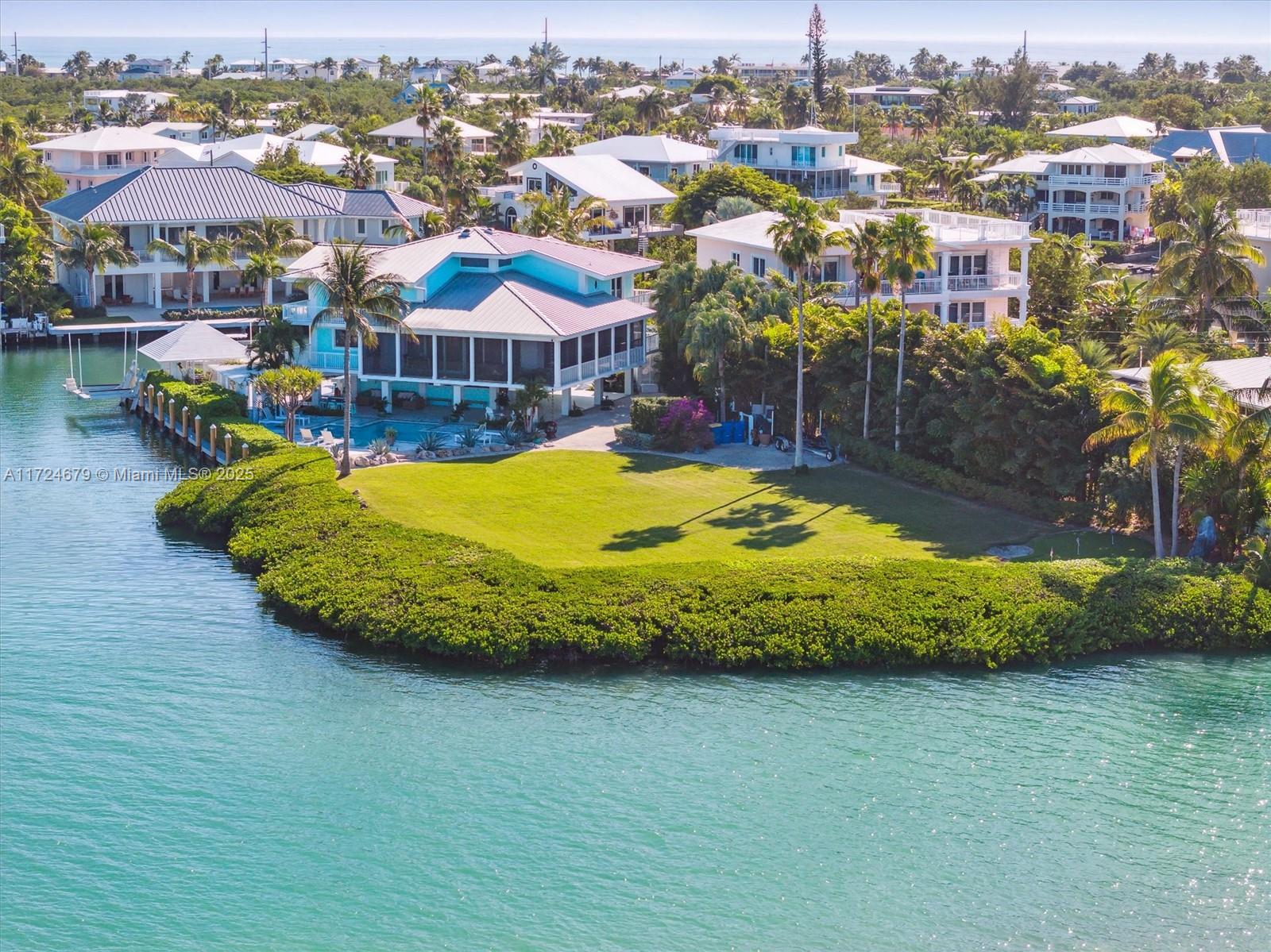 Islamorada, Florida, 33036, United States, 6 Bedrooms Bedrooms, ,4 BathroomsBathrooms,Residential,For Sale,1932543