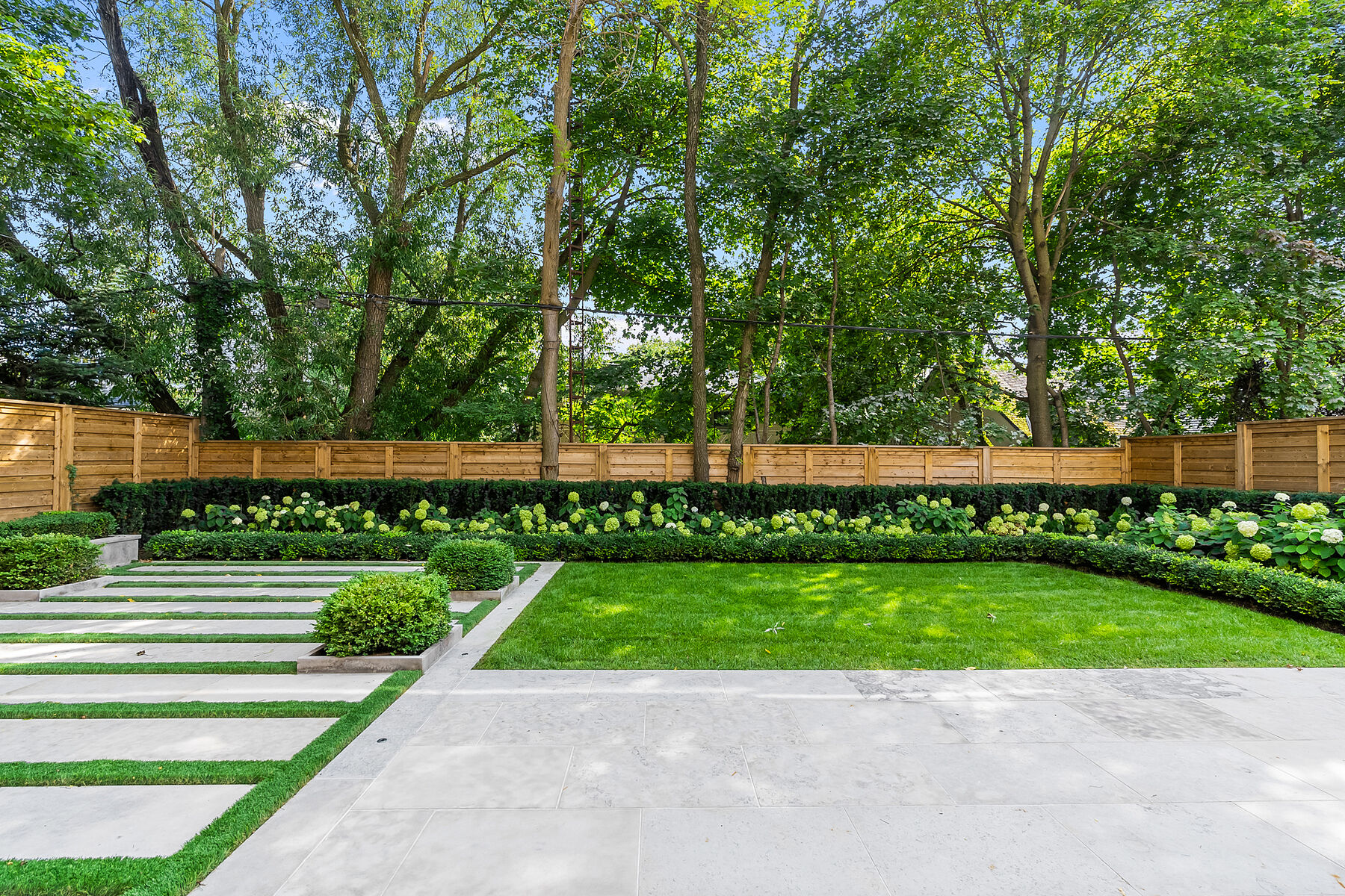  Luxury Living in Forest Hill - 物件實景