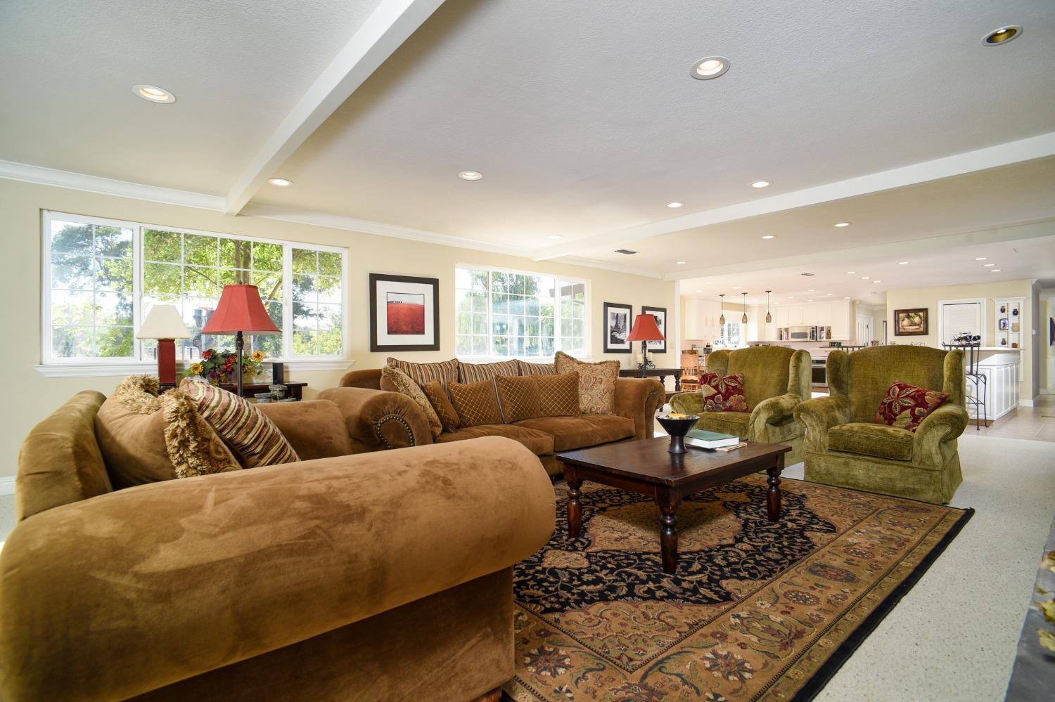 Wilton, California, 95693, United States, 5 Bedrooms Bedrooms, ,4 BathroomsBathrooms,Residential,For Sale,1901848