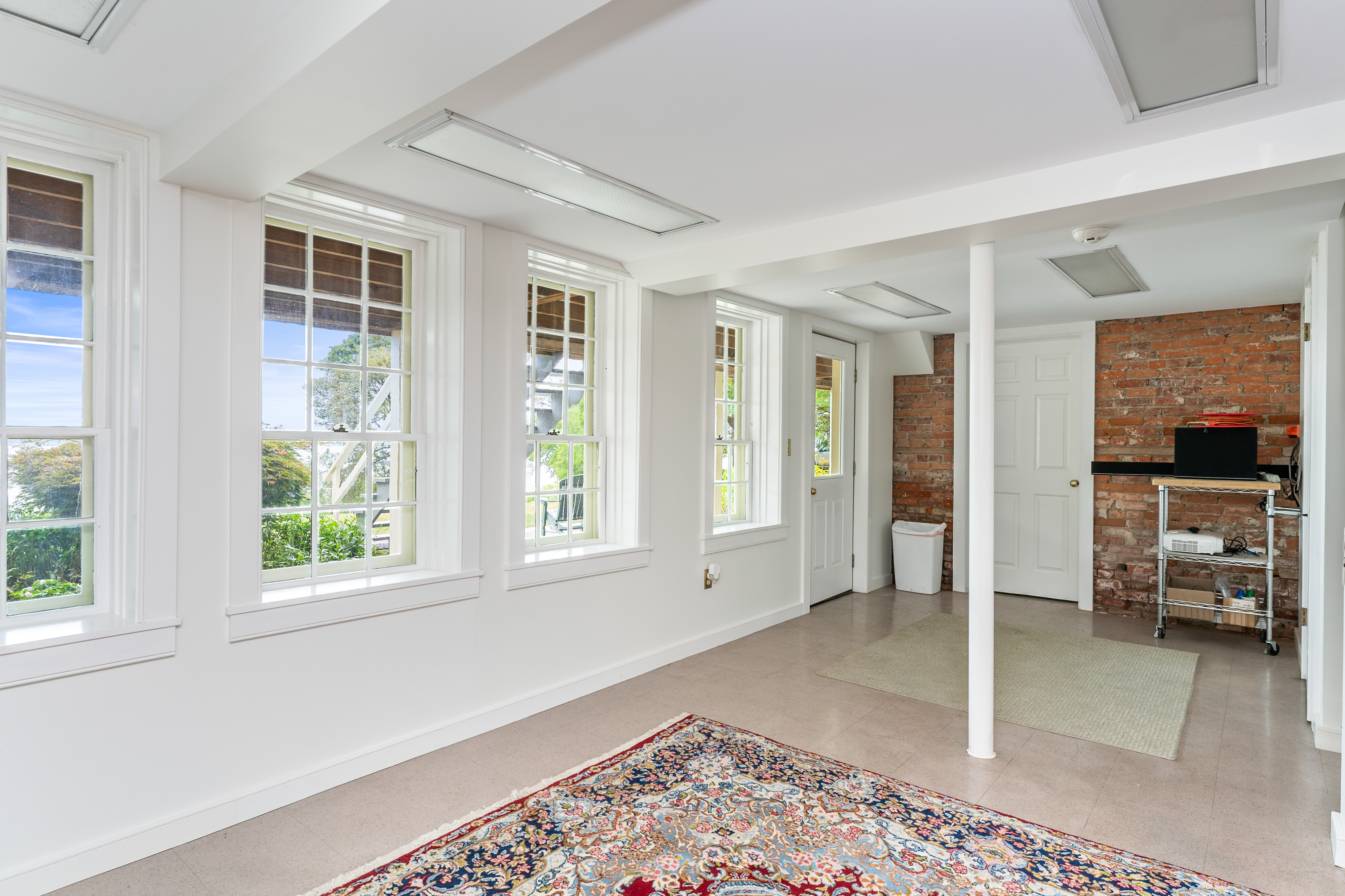  Eclectic City Home on Seneca Lake - 物件實景