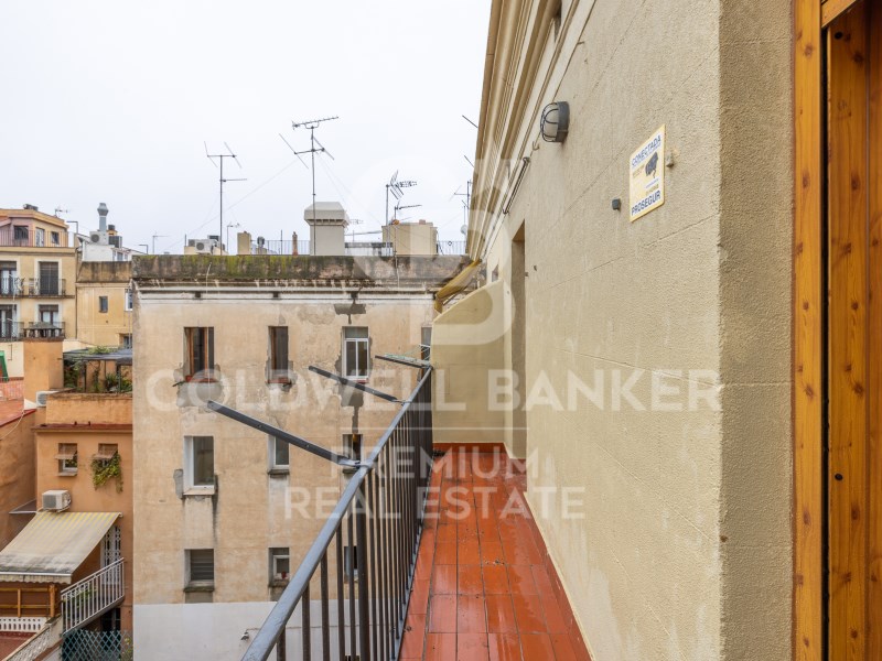 Barcelona Capital, Catalonia, ES, 4 Bedrooms Bedrooms, ,2 BathroomsBathrooms,Residential,For Sale,1752562