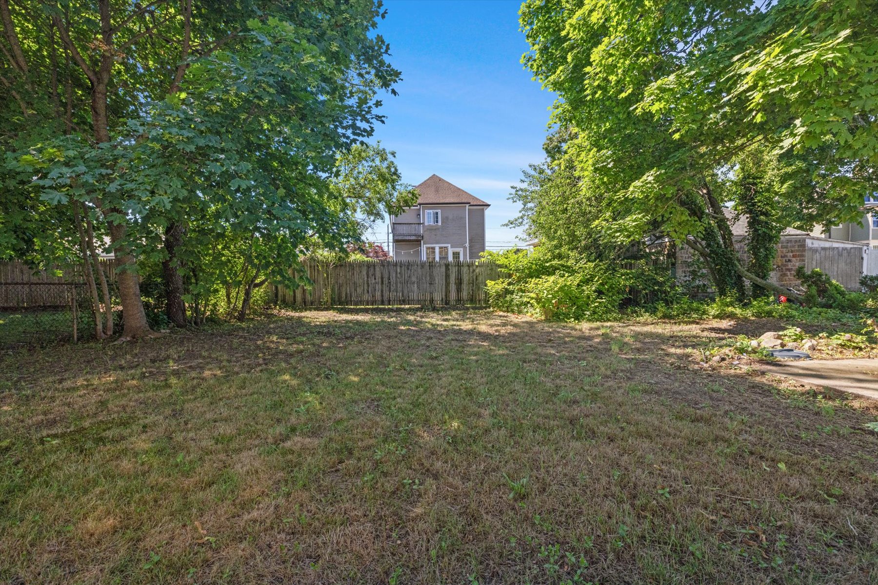  96-98 Clara St, New Bedford, MA, 02744 - 物件實景