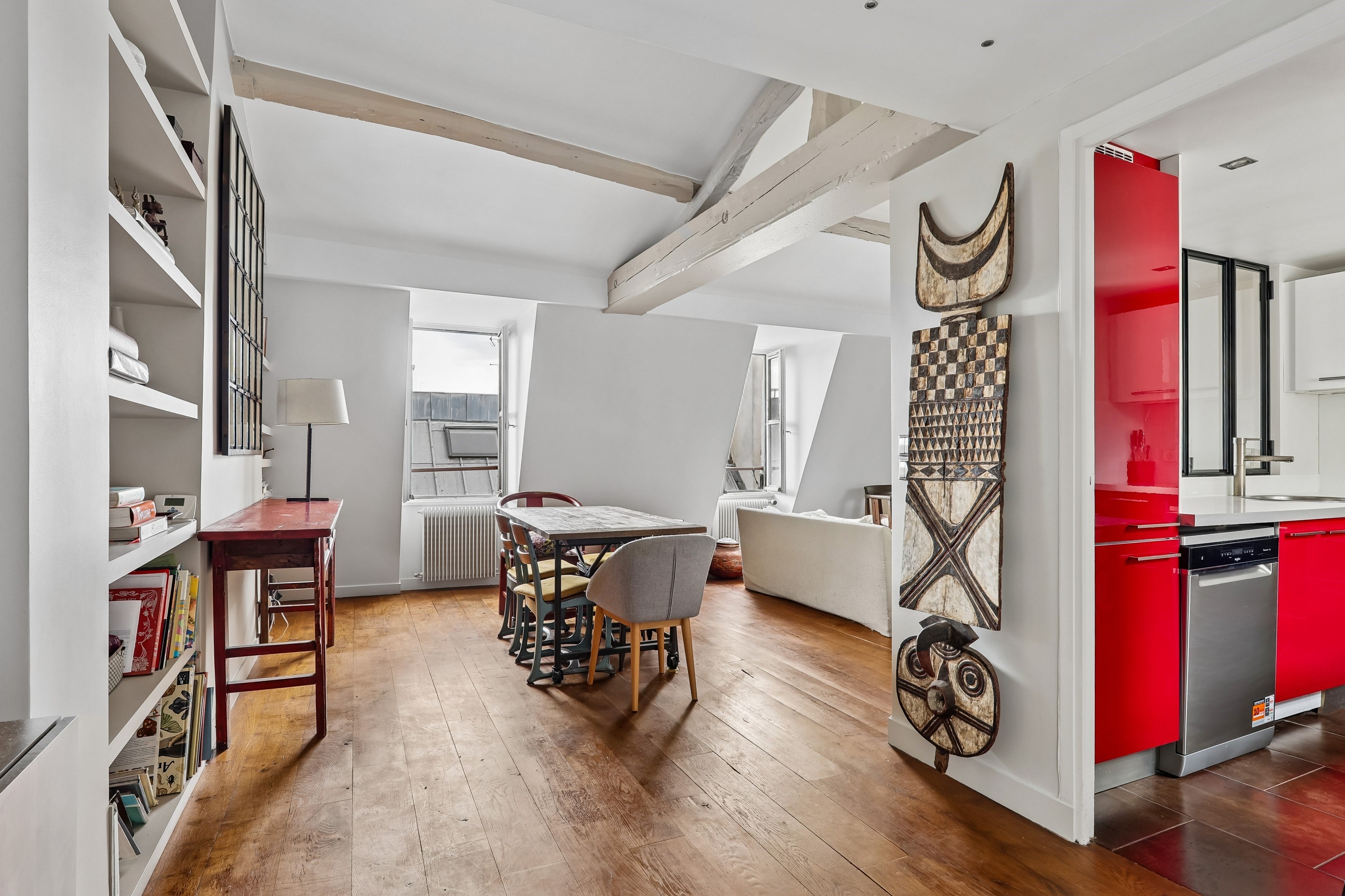  Le Marais – Renovated Top-Floor Apartment with Exposed Beams and Rooftop Views - 物件實景