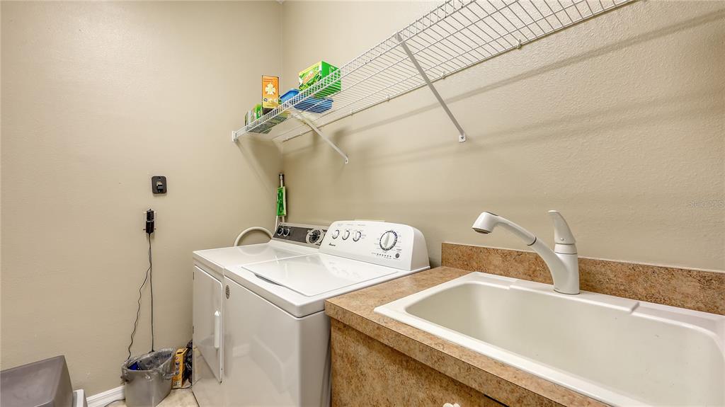 Sarasota, Florida, 34243, United States, 3 Bedrooms Bedrooms, ,3 BathroomsBathrooms,Residential,For Sale,1820877