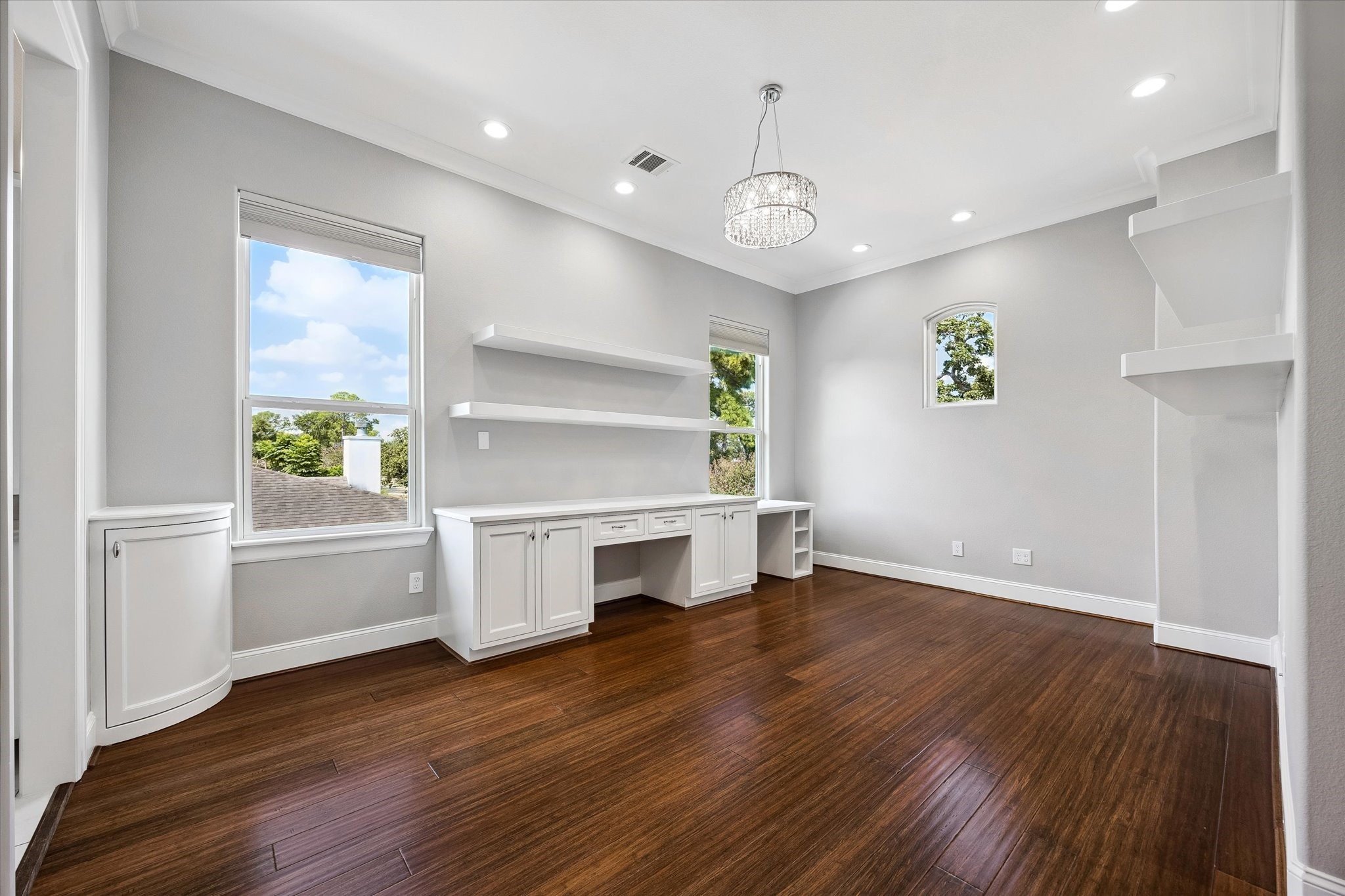  9761 Westview Drive - 物件實景