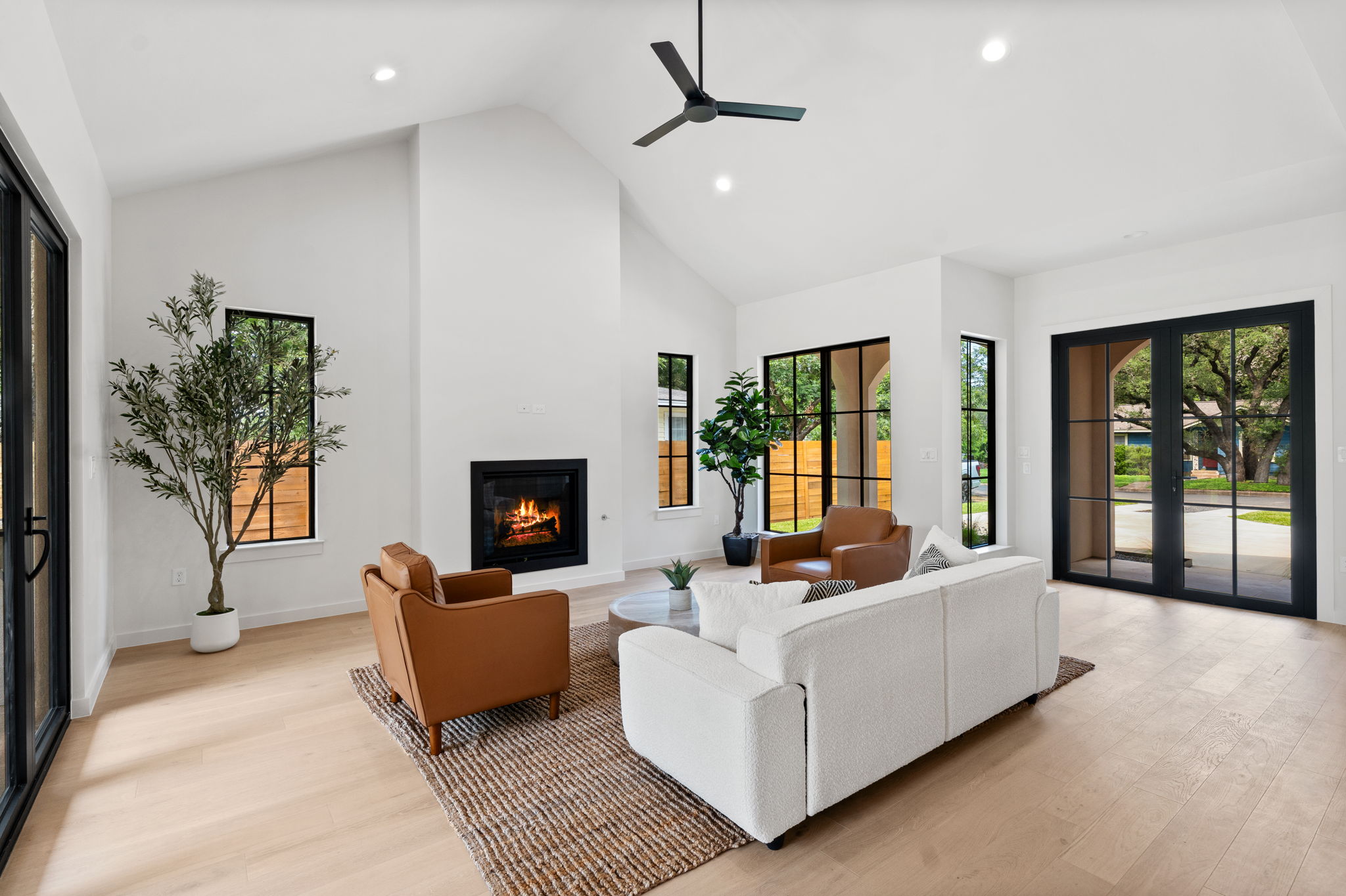  Contemporary Design with Timeless Architecture in South Austin - 物件實景