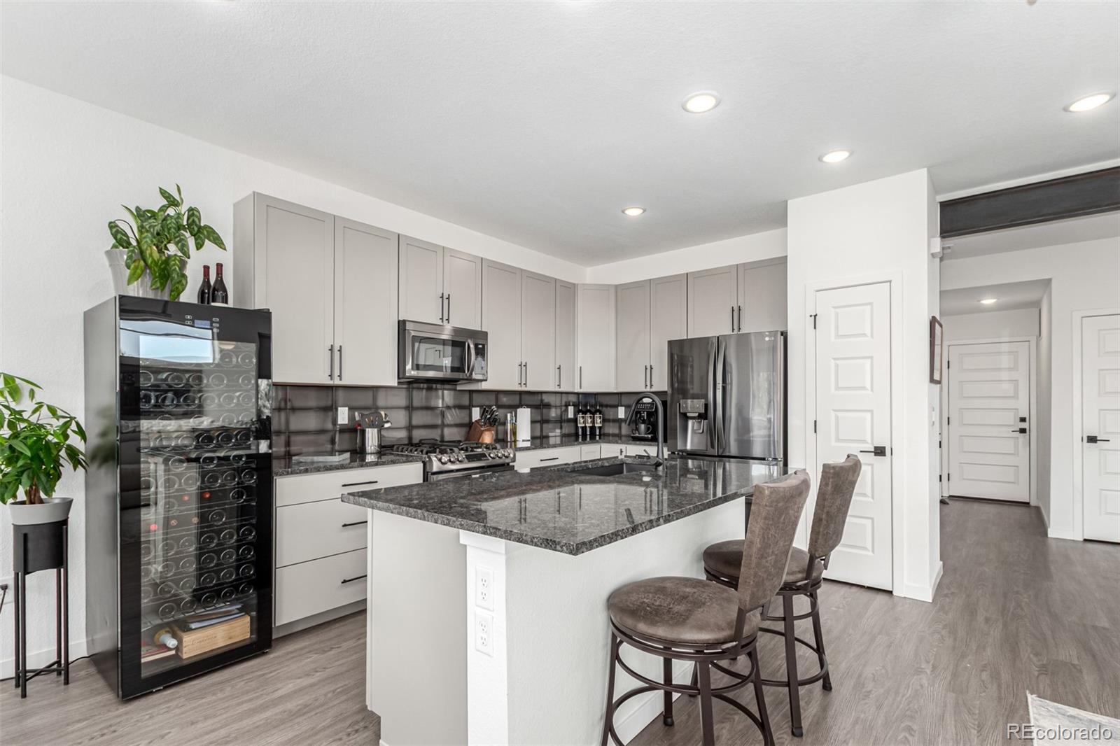 Arvada, Colorado, 80004, United States, 3 Bedrooms Bedrooms, ,2 BathroomsBathrooms,Residential,For Sale,1973817