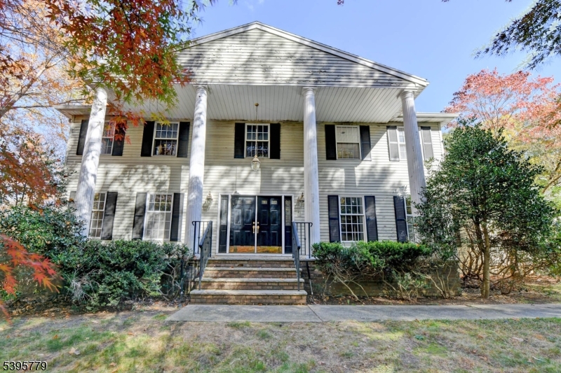 Kinnelon Boro, New Jersey, 07405, United States, 3 Bedrooms Bedrooms, ,3 BathroomsBathrooms,Residential,For Sale,1989629