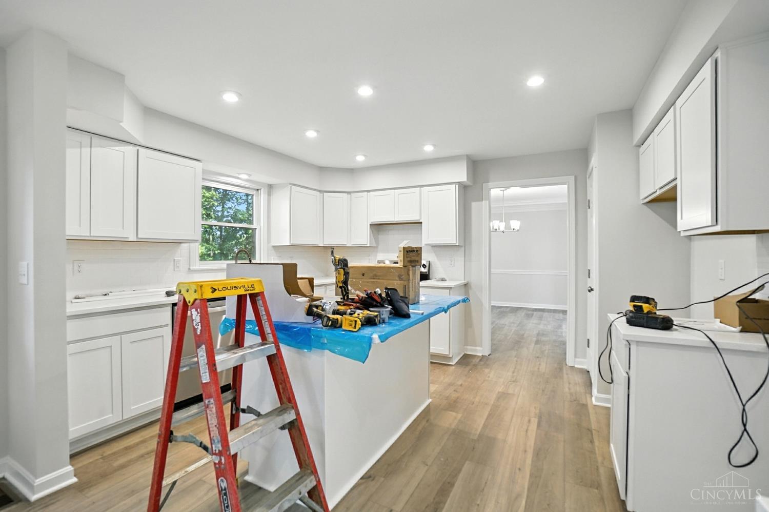 Liberty Twp, Ohio, 45044, United States, 4 Bedrooms Bedrooms, ,4 BathroomsBathrooms,Residential,For Sale,1938981