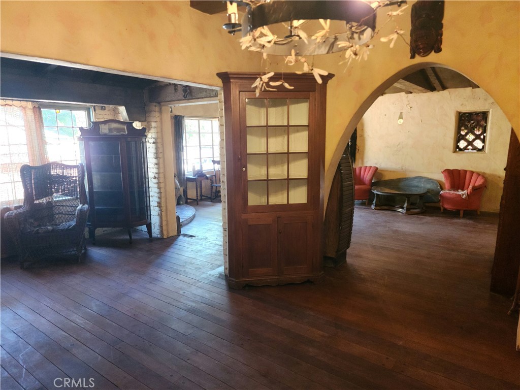 Riverside, California, 92501, United States, 4 Bedrooms Bedrooms, ,2 BathroomsBathrooms,Residential,For Sale,1966223