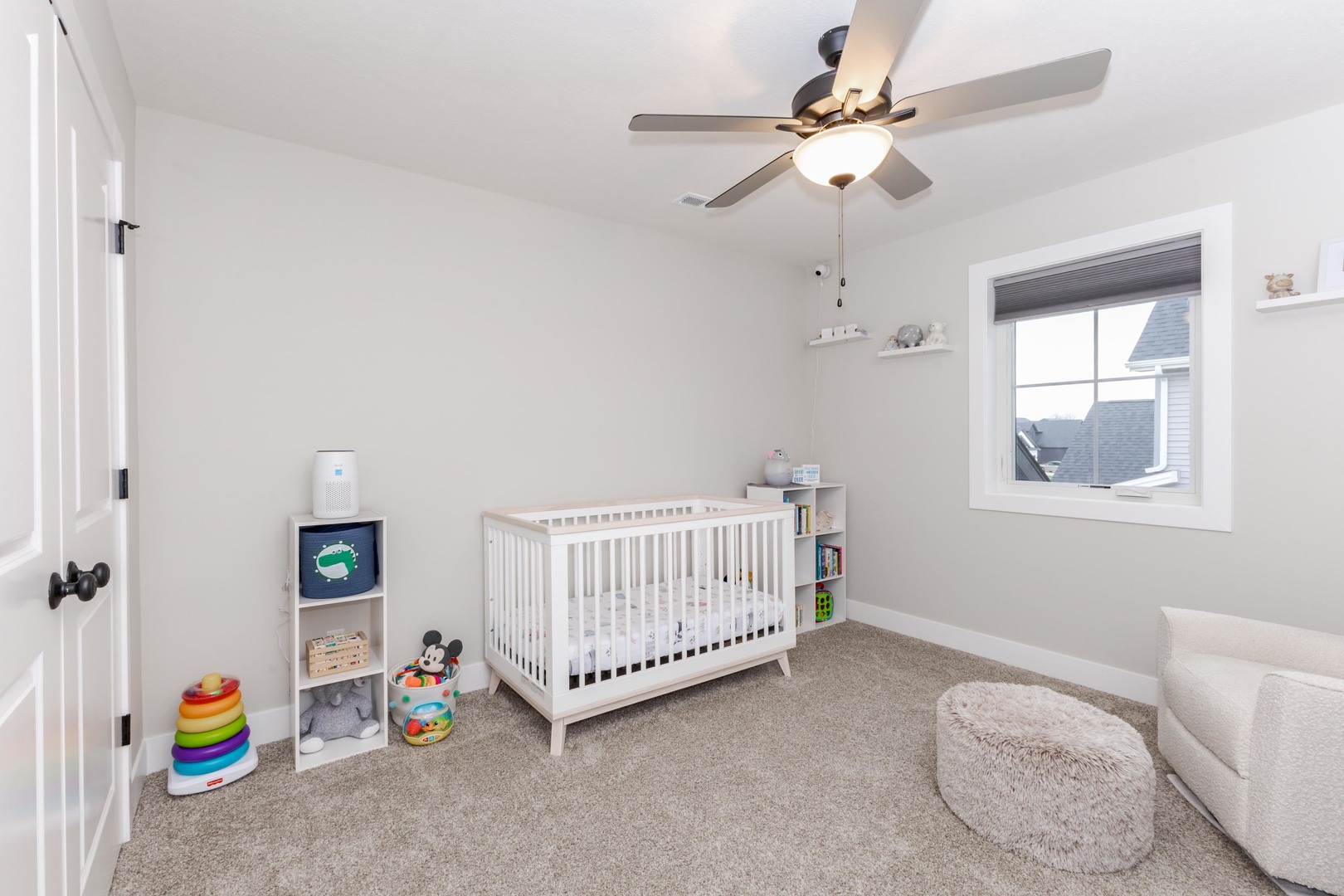 Bloomington, Illinois, 61705, United States, 4 Bedrooms Bedrooms, ,4 BathroomsBathrooms,Residential,For Sale,1996061