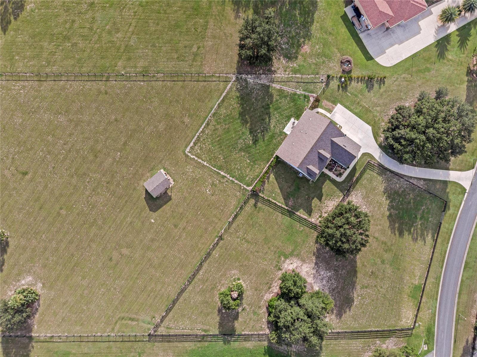 WEIRSDALE, Florida, 32195, United States, 5 Bedrooms Bedrooms, ,3 BathroomsBathrooms,Residential,For Sale,1979385