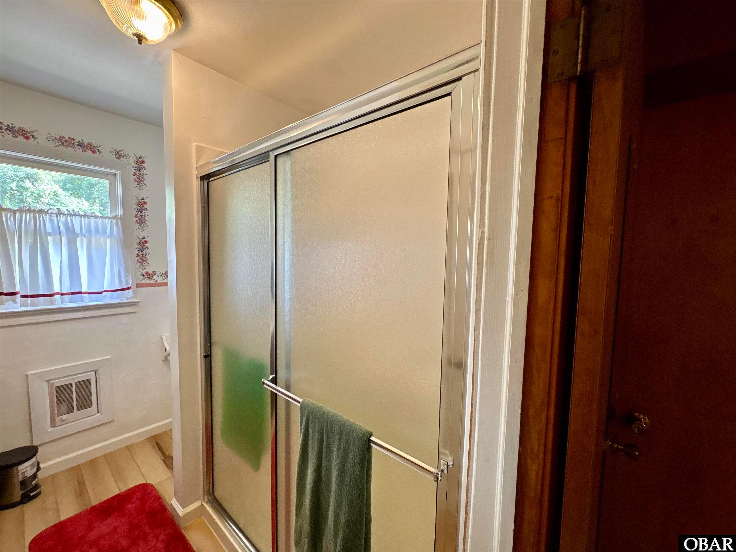 Kill Devil Hills, North Carolina, 27948-8406, United States, 3 Bedrooms Bedrooms, ,3 BathroomsBathrooms,Residential,For Sale,1959327