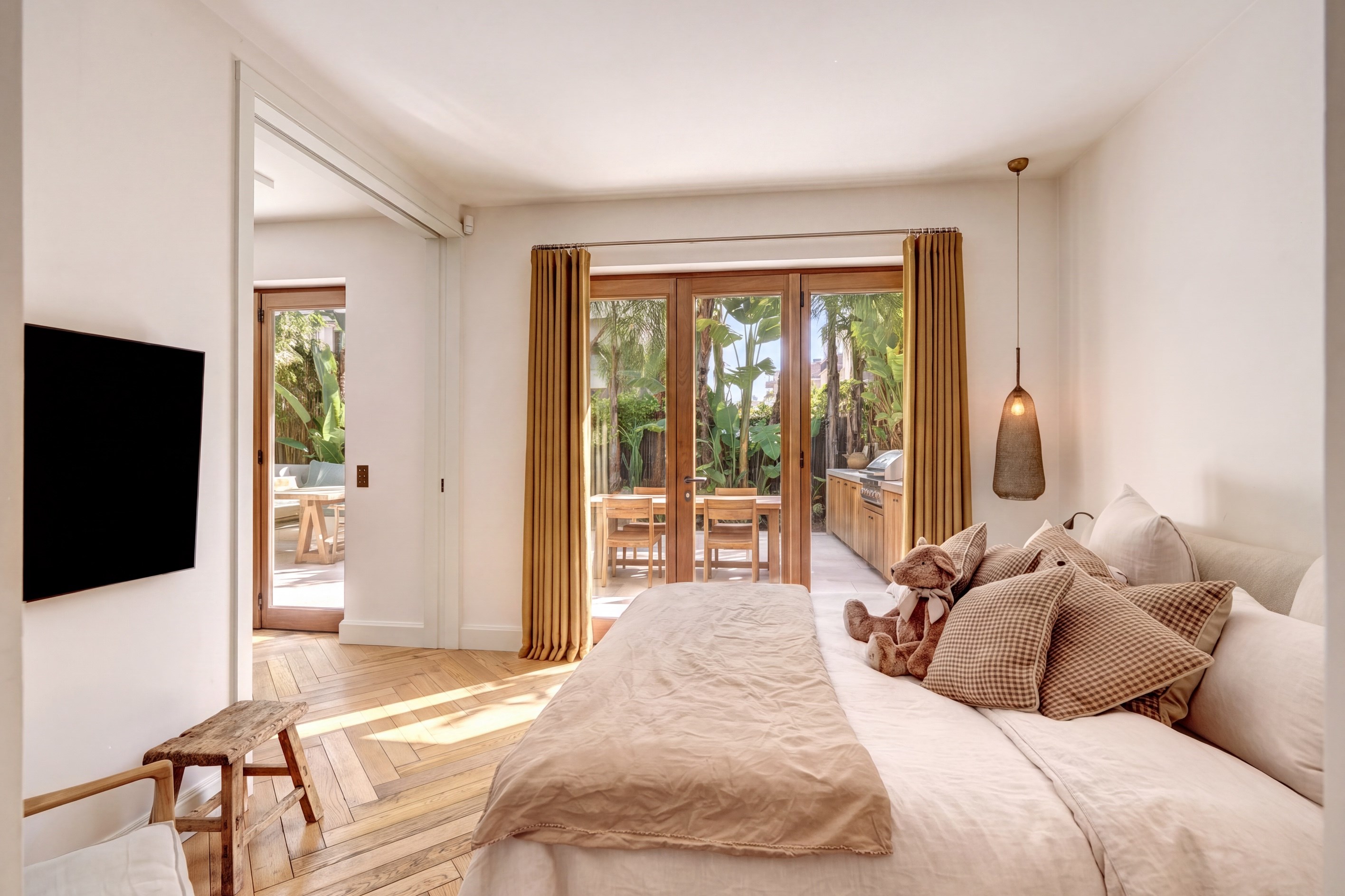  Luxury apartment for sale in Cannes Palm Beach with landscaped terrace, private… - 物件實景