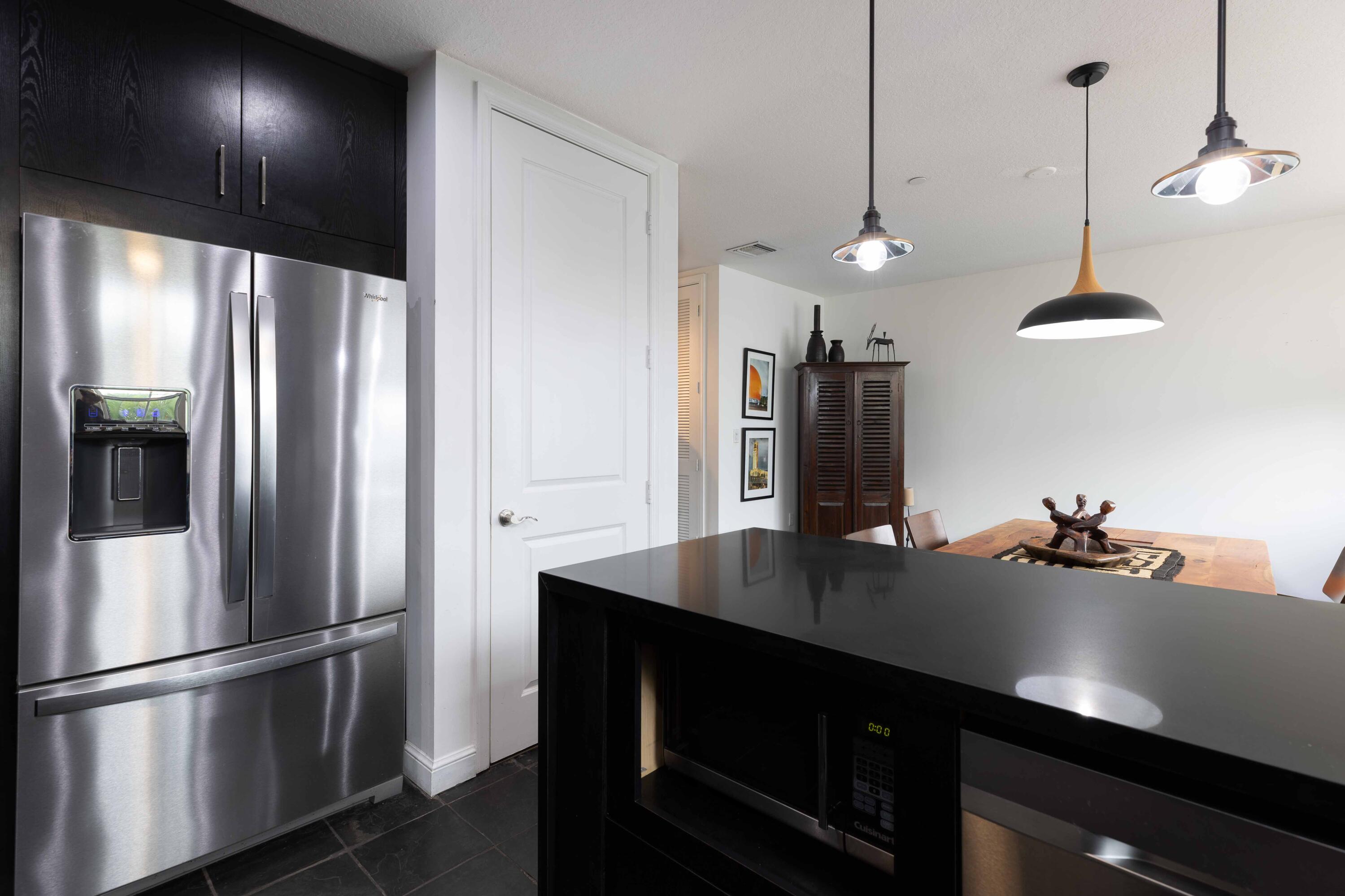 Fort Lauderdale, Florida, 33304, United States, 2 Bedrooms Bedrooms, ,4 BathroomsBathrooms,Residential,For Sale,1891530