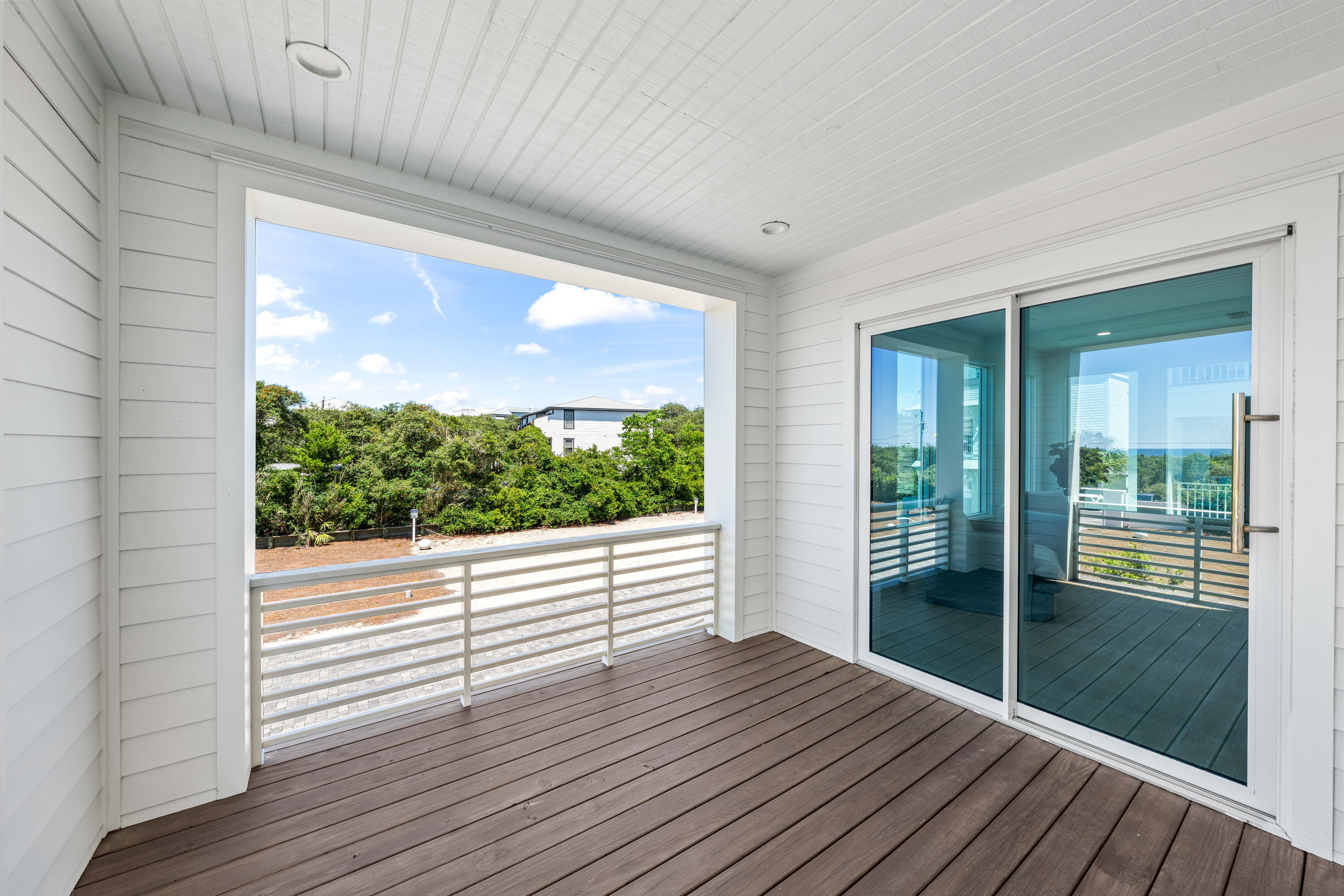  Four-Level Coastal Estate with Gulf Views in Exclusive Mala Beach - 物件實景