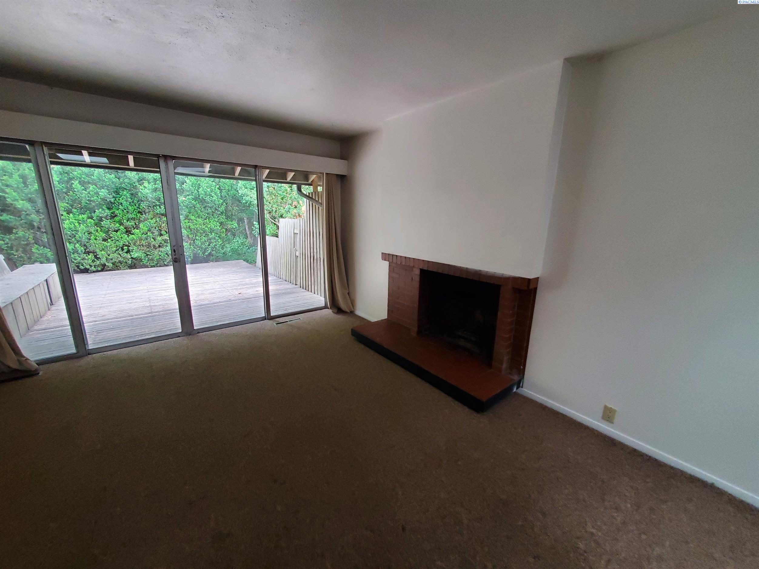 Pullman, Washington, 99163, United States, 5 Bedrooms Bedrooms, ,3 BathroomsBathrooms,Residential,For Sale,1793538