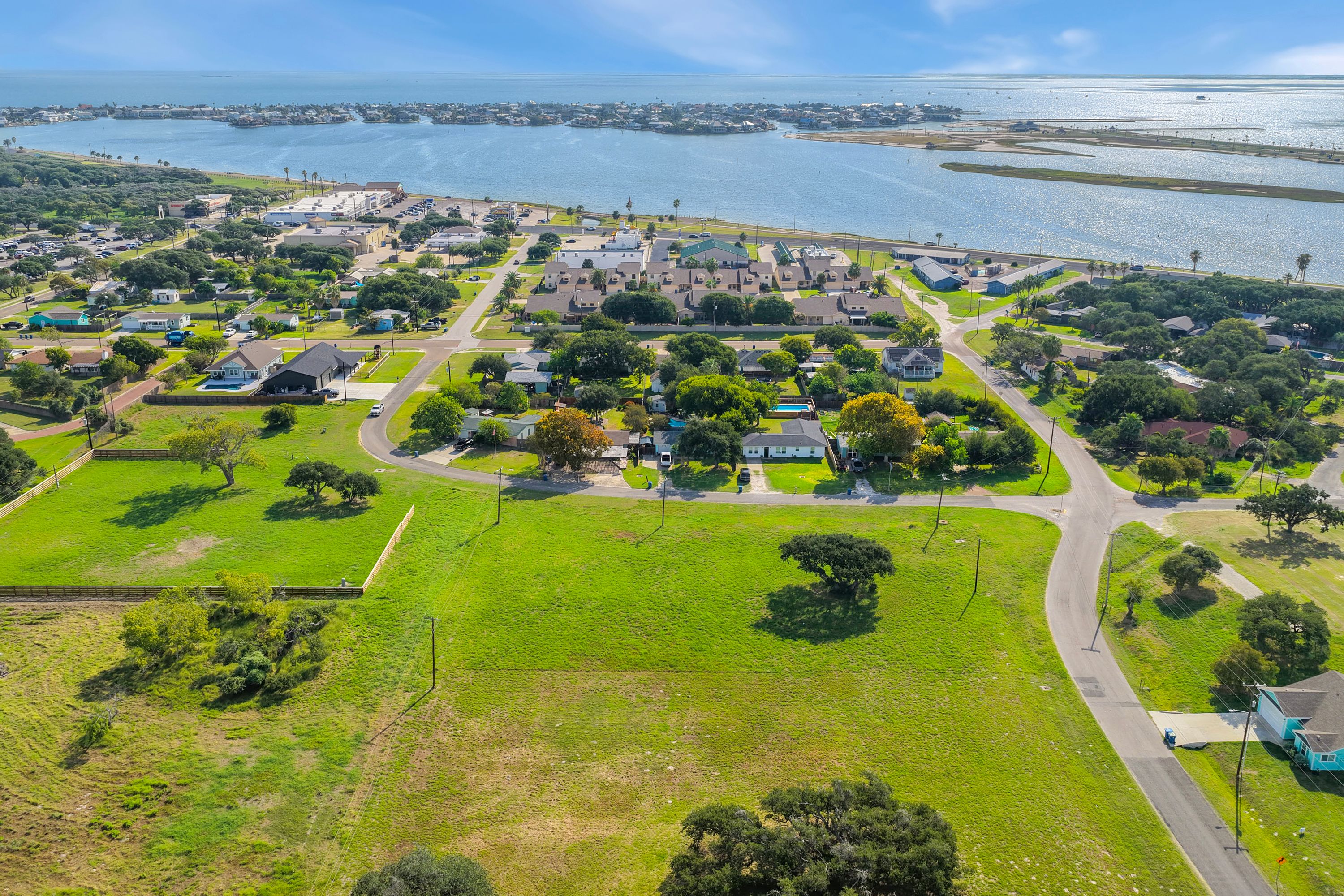  Rare Corner Homesite in the Heart of Rockport - 物件實景