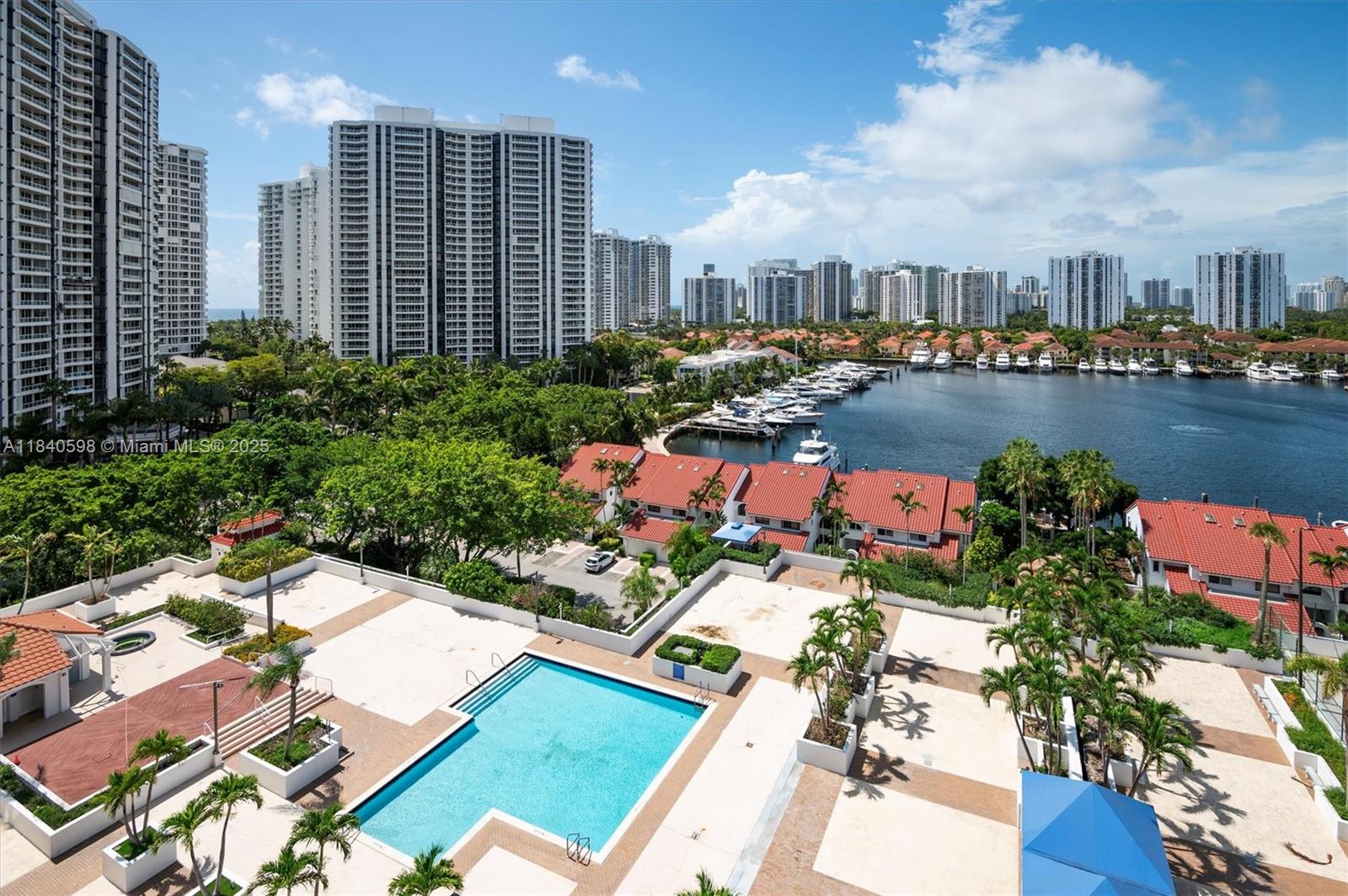 Aventura, Florida, 33180, United States, 2 Bedrooms Bedrooms, ,2 BathroomsBathrooms,Residential,For Sale,1897666