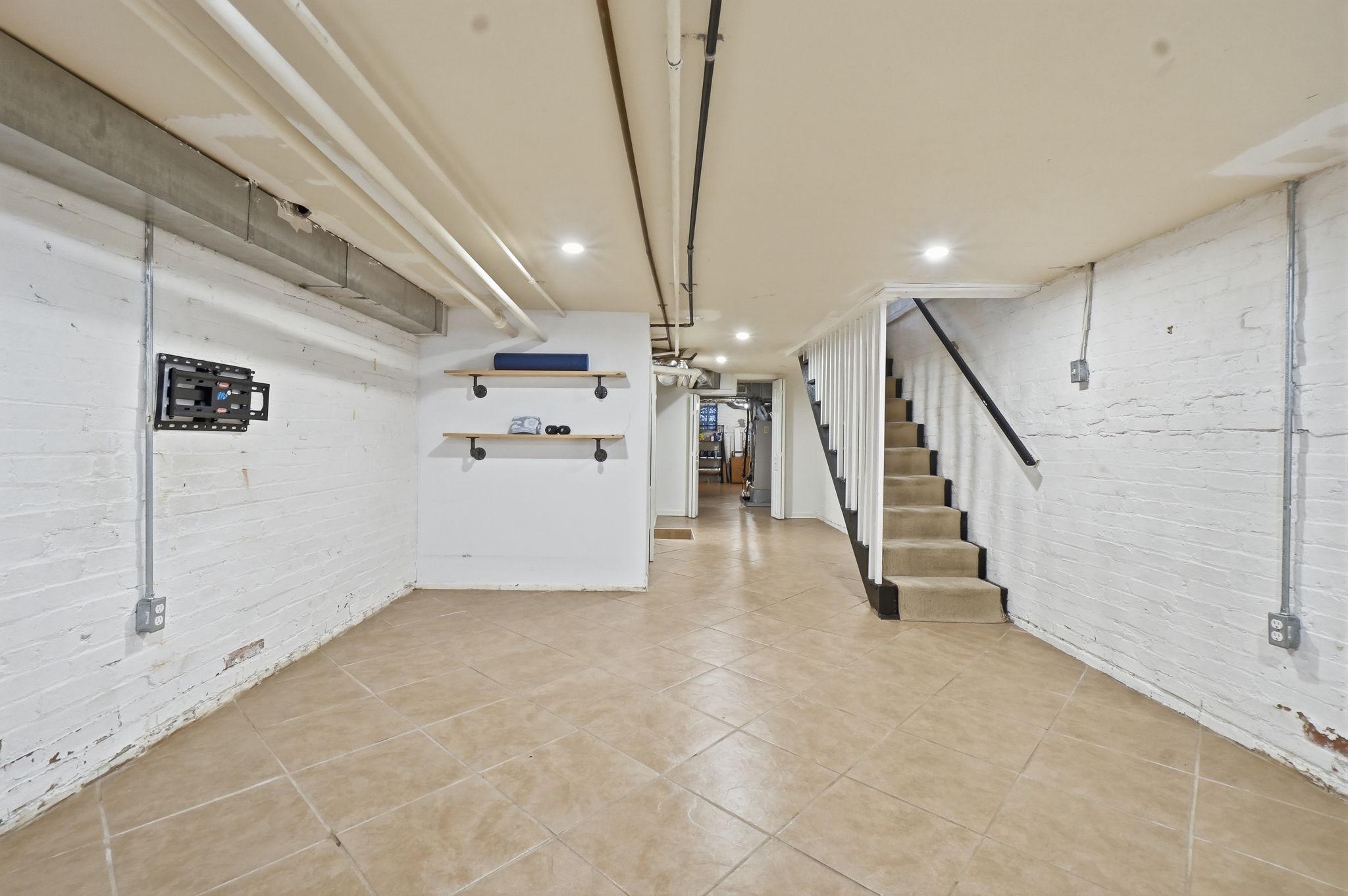  2152 Newport Place NW, Washington, DC, 20037 - 物件實景